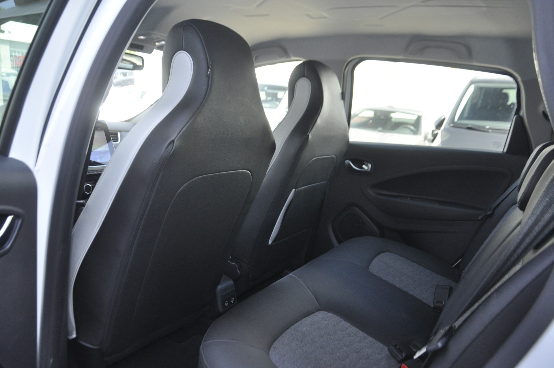 RENAULT Zoe Intens R135 (incl. Batterie)-image-5
