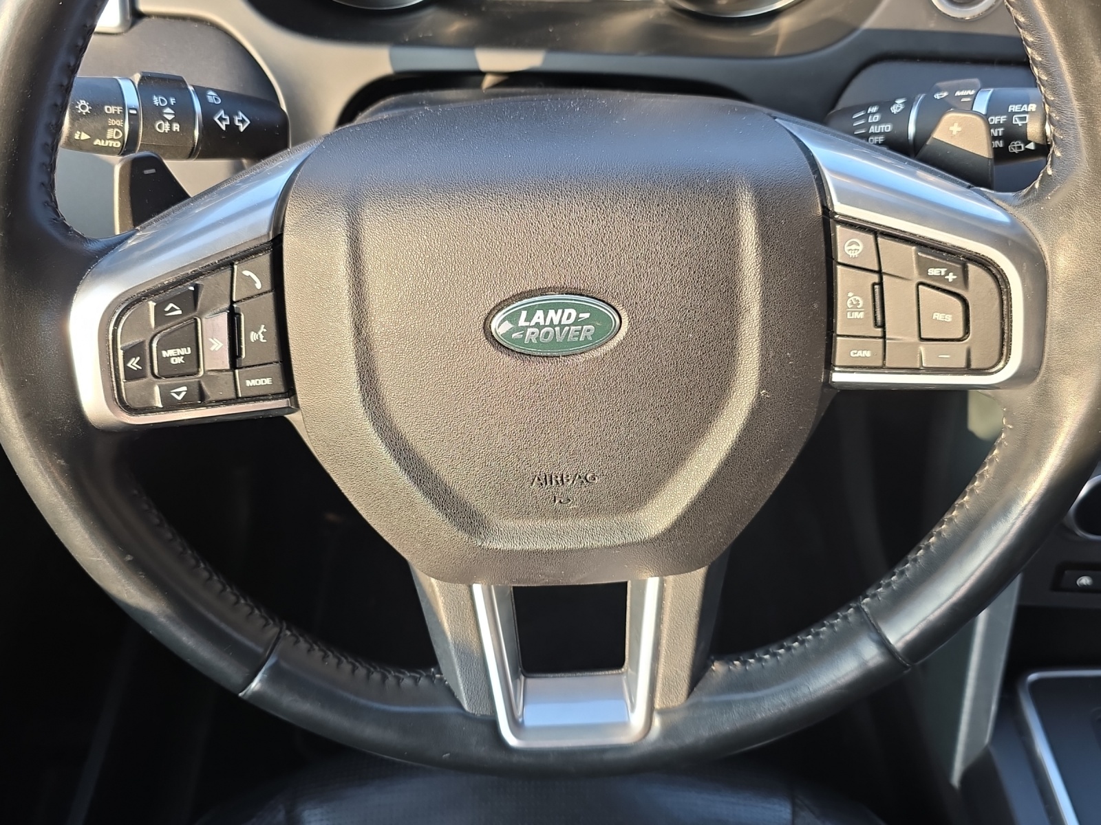 LAND ROVER Discovery Sport 2.0 TD4 HSE AT9-image-13