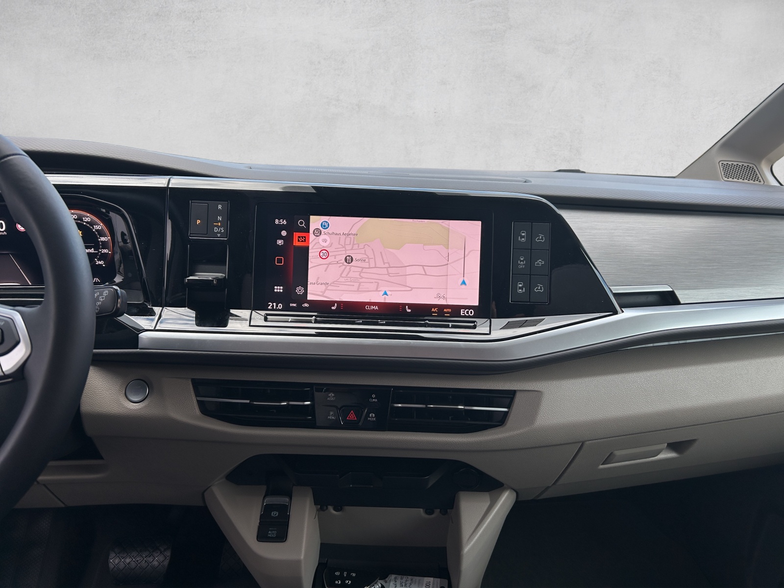 VW California eHybrid Ocean 4Motion-image-12