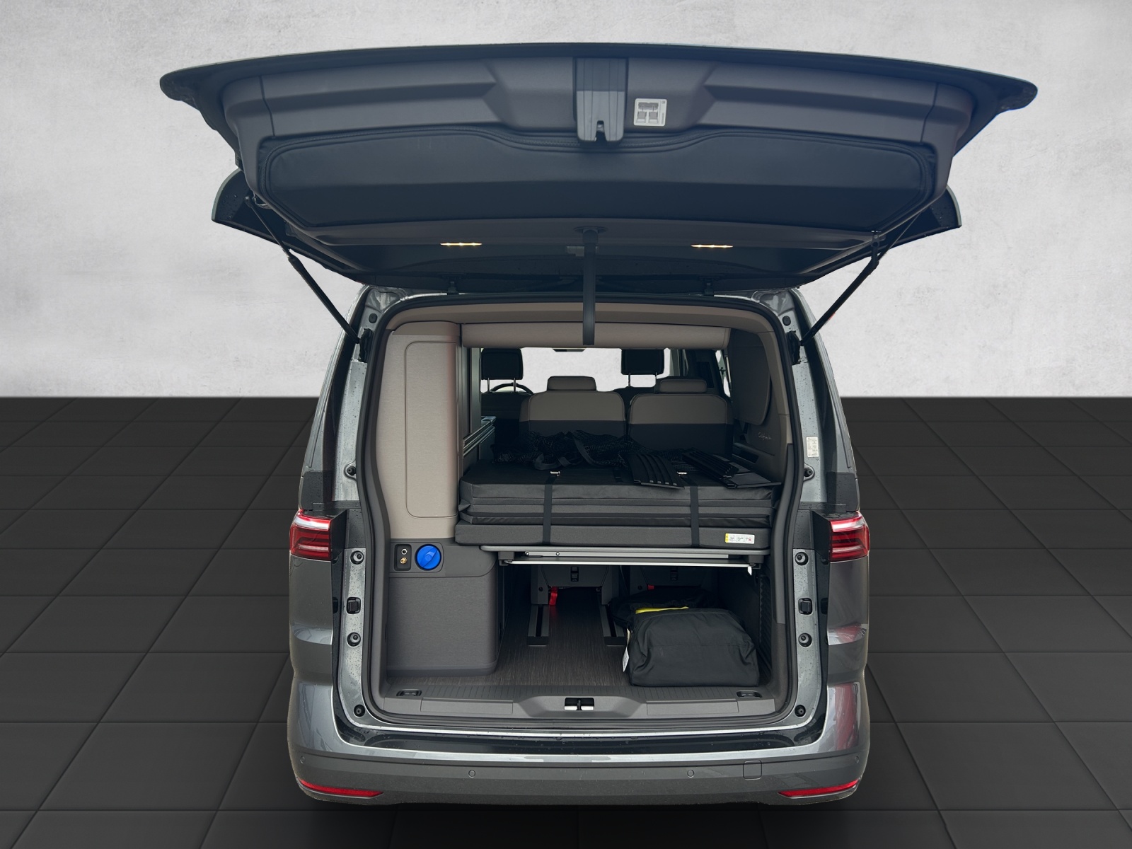 VW California eHybrid Ocean 4Motion-image-9