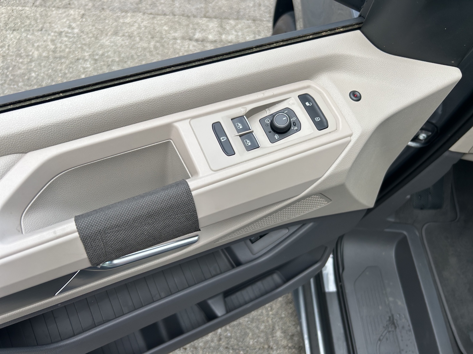 VW California eHybrid Ocean 4Motion-image-17