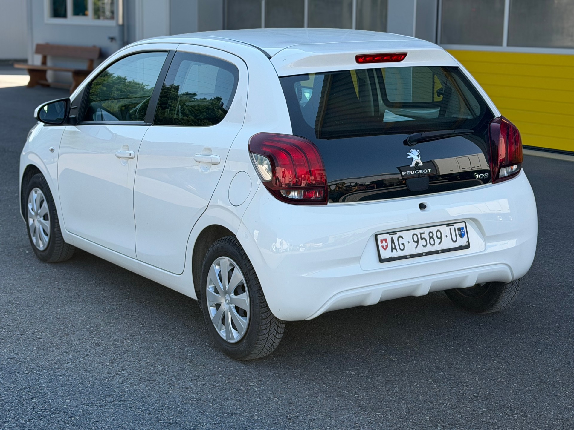 PEUGEOT 108 1.0 VTi Collection Top ETG-image-5