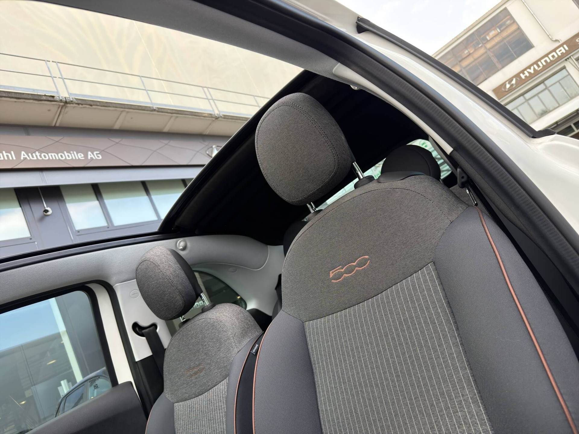 FIAT 500 Cabrio Electric 87 kw Icon-image-12