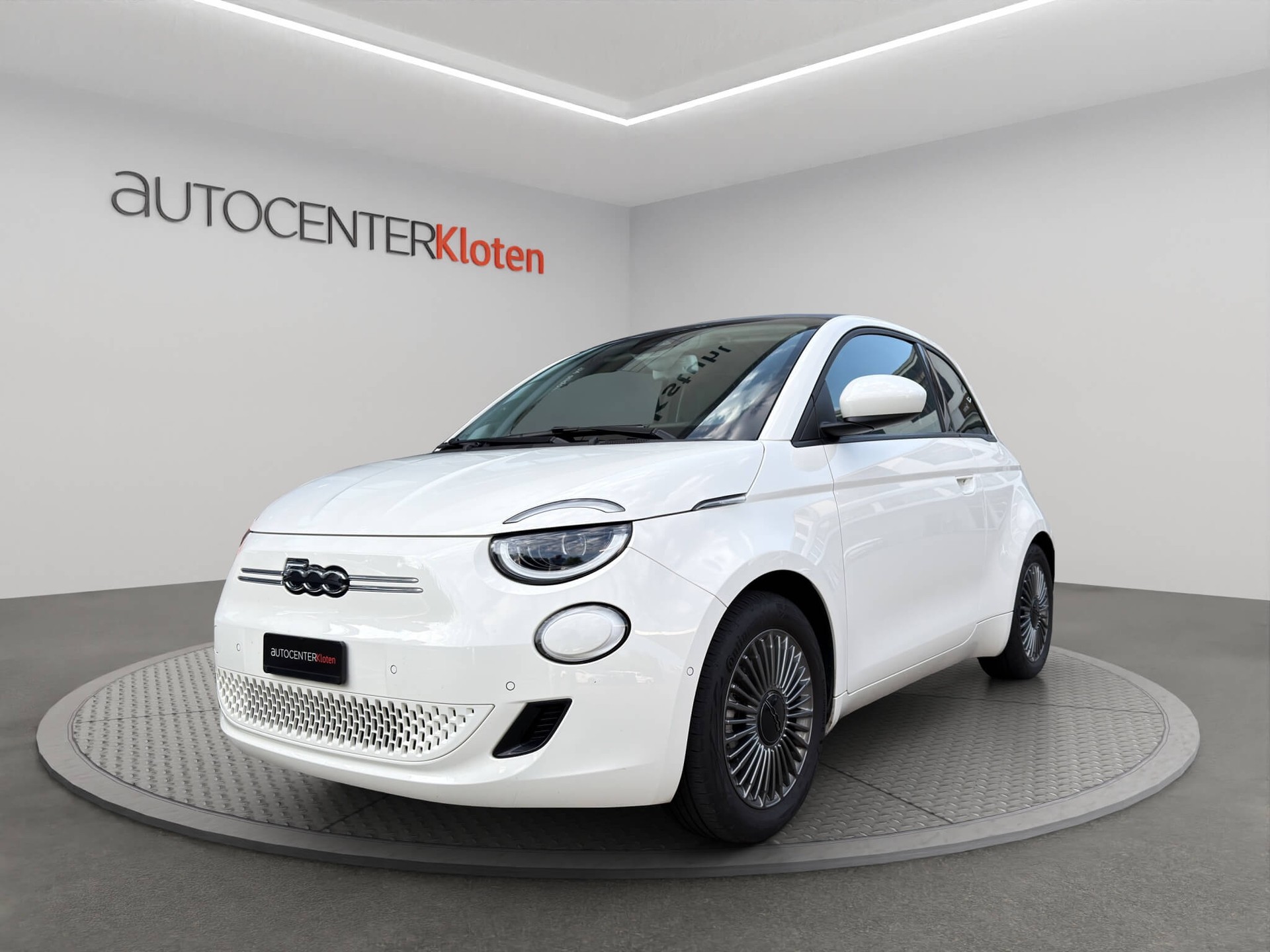FIAT 500 Cabrio Electric 87 kw Icon-image-0