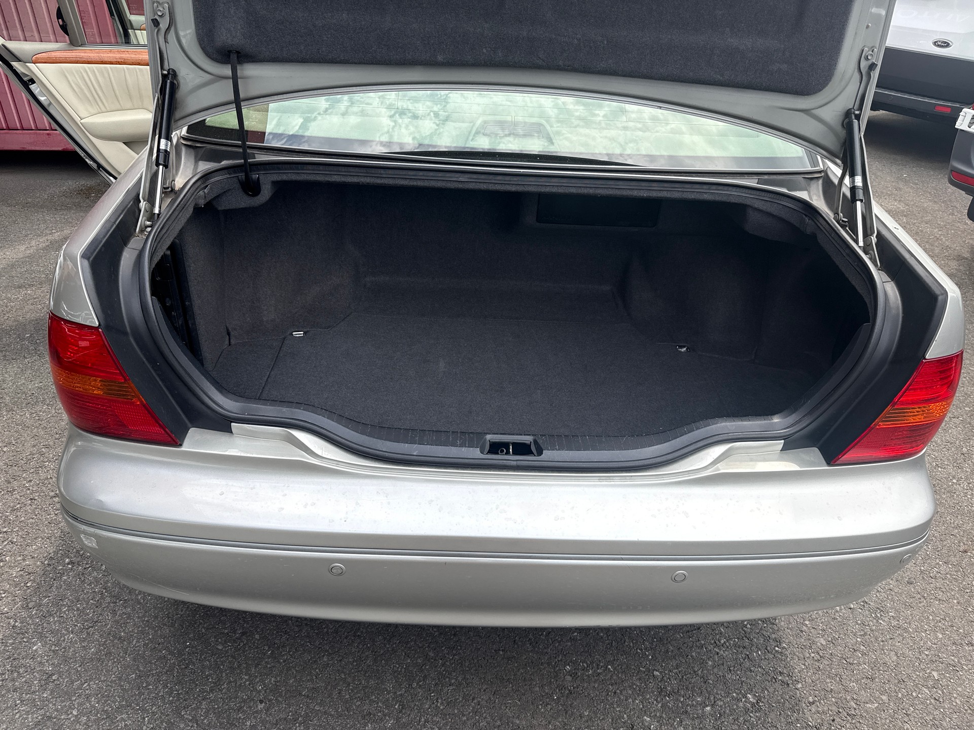 LEXUS LS 430 Automatic-image-10