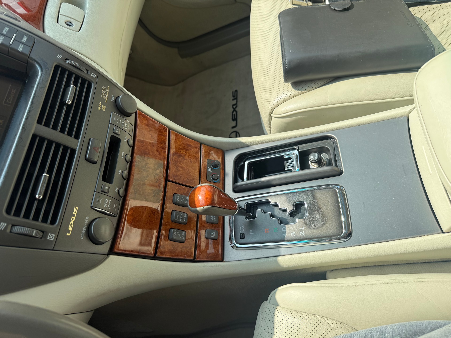 LEXUS LS 430 Automatic-image-21