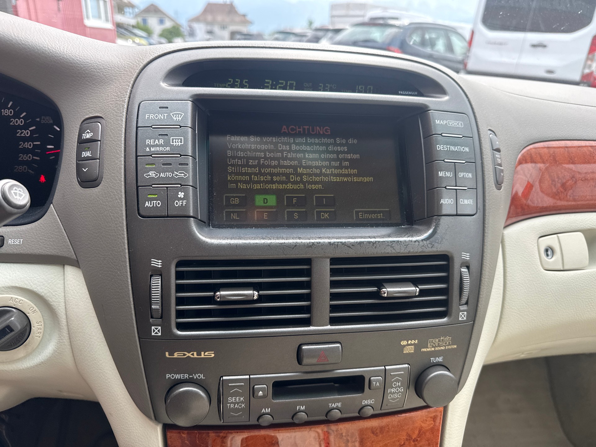LEXUS LS 430 Automatic-image-4