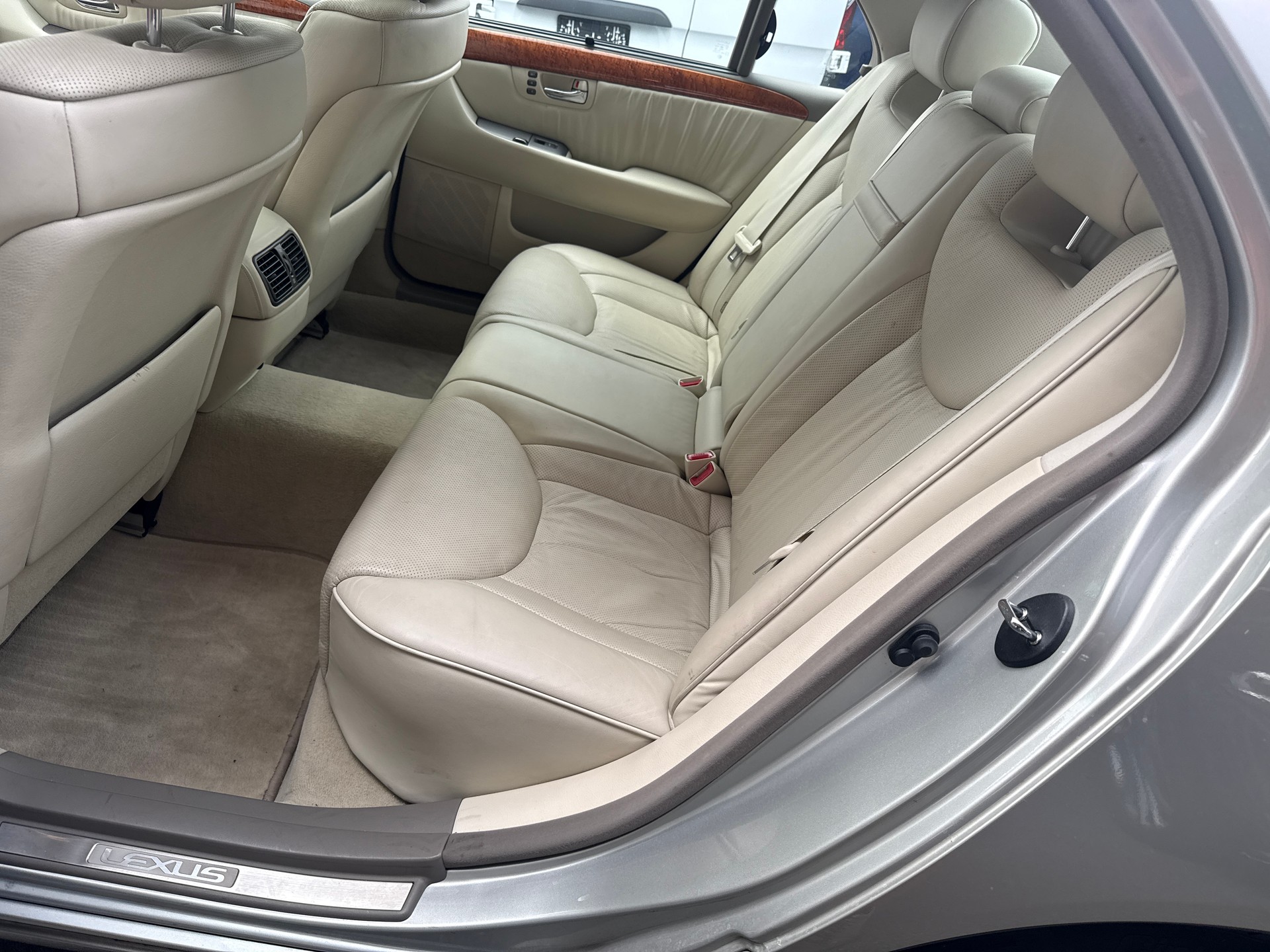 LEXUS LS 430 Automatic-image-8