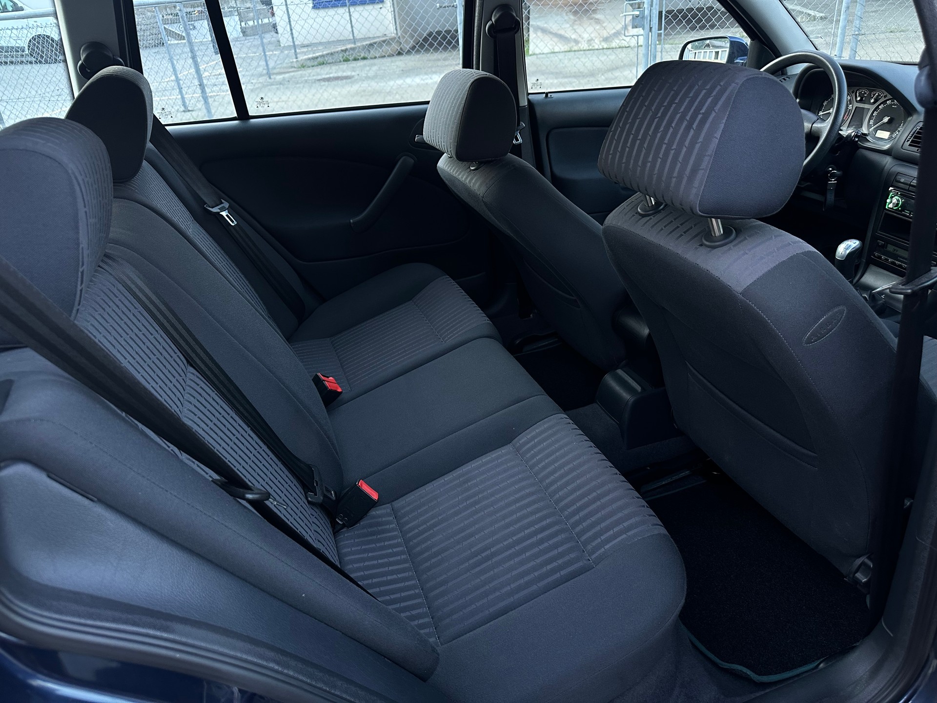 SKODA Octavia 2.0 Elegance 4x4-image-12
