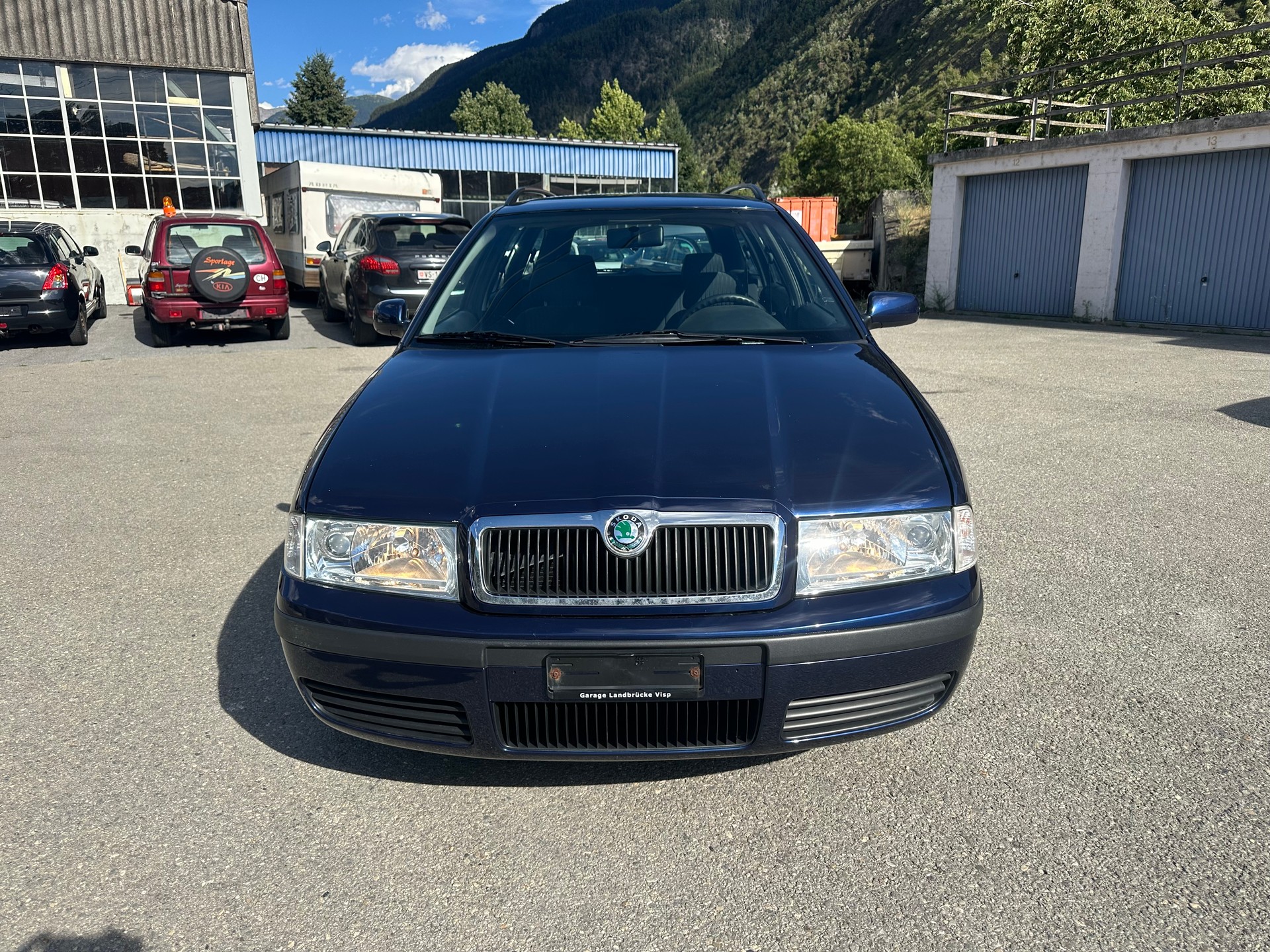 SKODA Octavia 2.0 Elegance 4x4-image-2