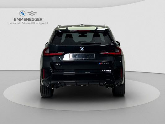 BMW X1 M35i xDrive-showroom-element-3
