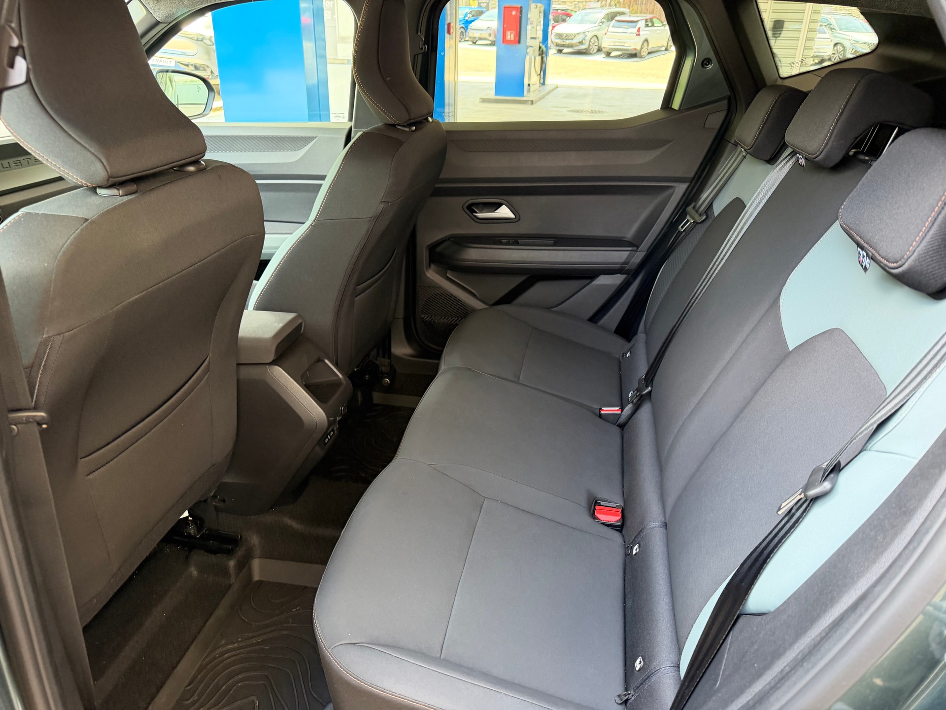 DACIA Duster TCe 130 48V Extreme 4x4-image-6