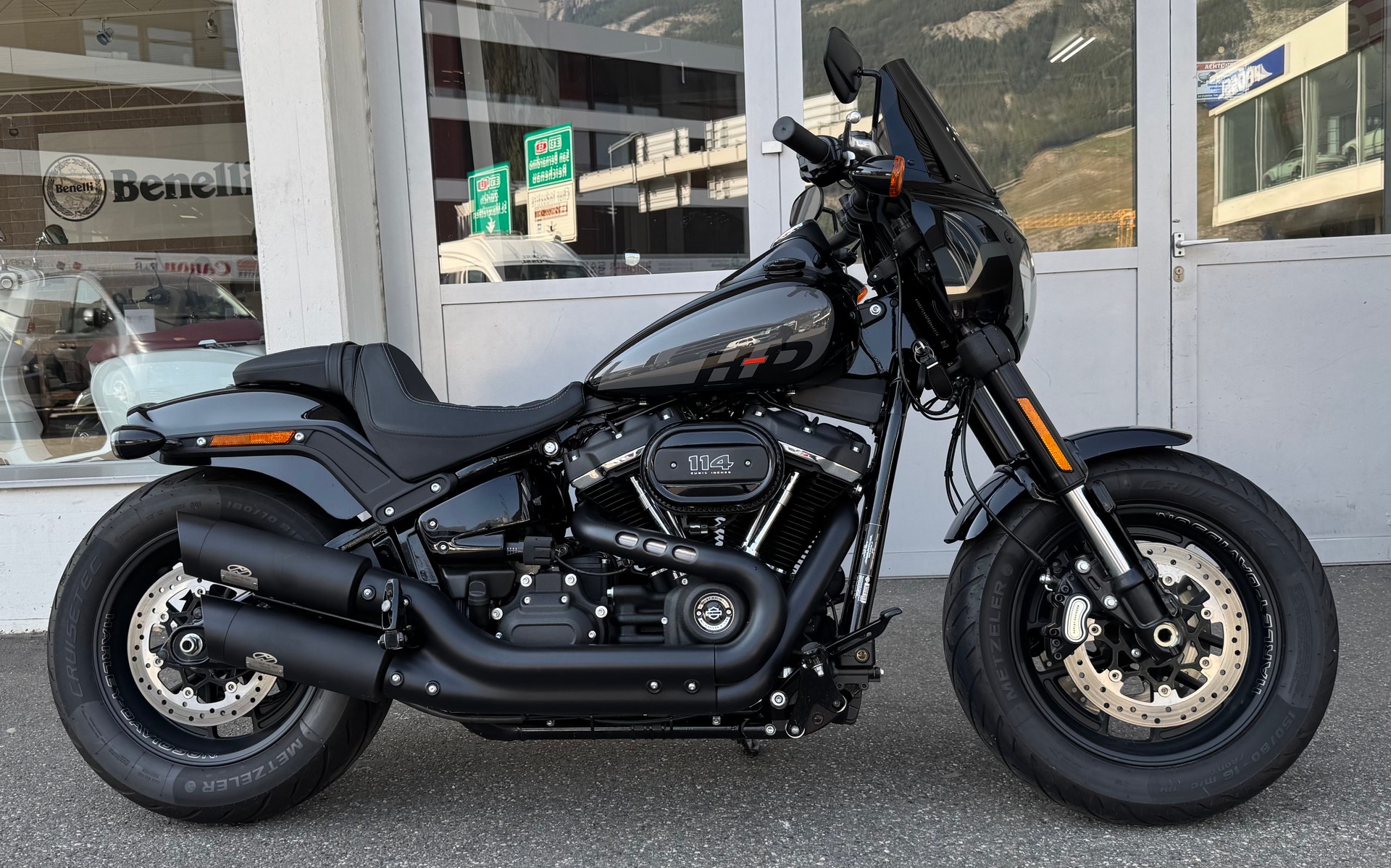 HARLEY-DAVIDSON FXFBS Fat Bob 114-showroom-element-2