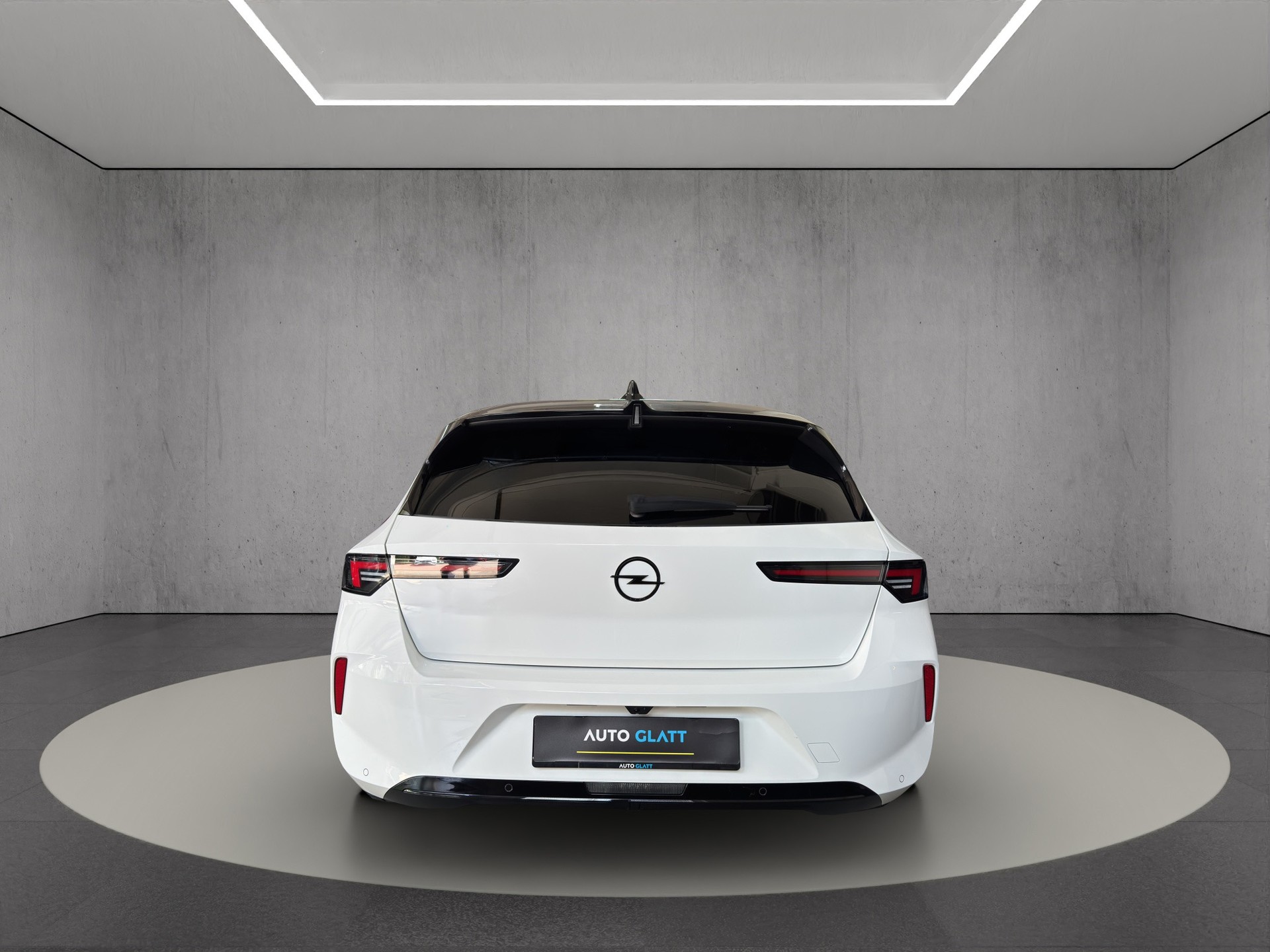 OPEL Astra 1.2i Turbo GS A-image-5