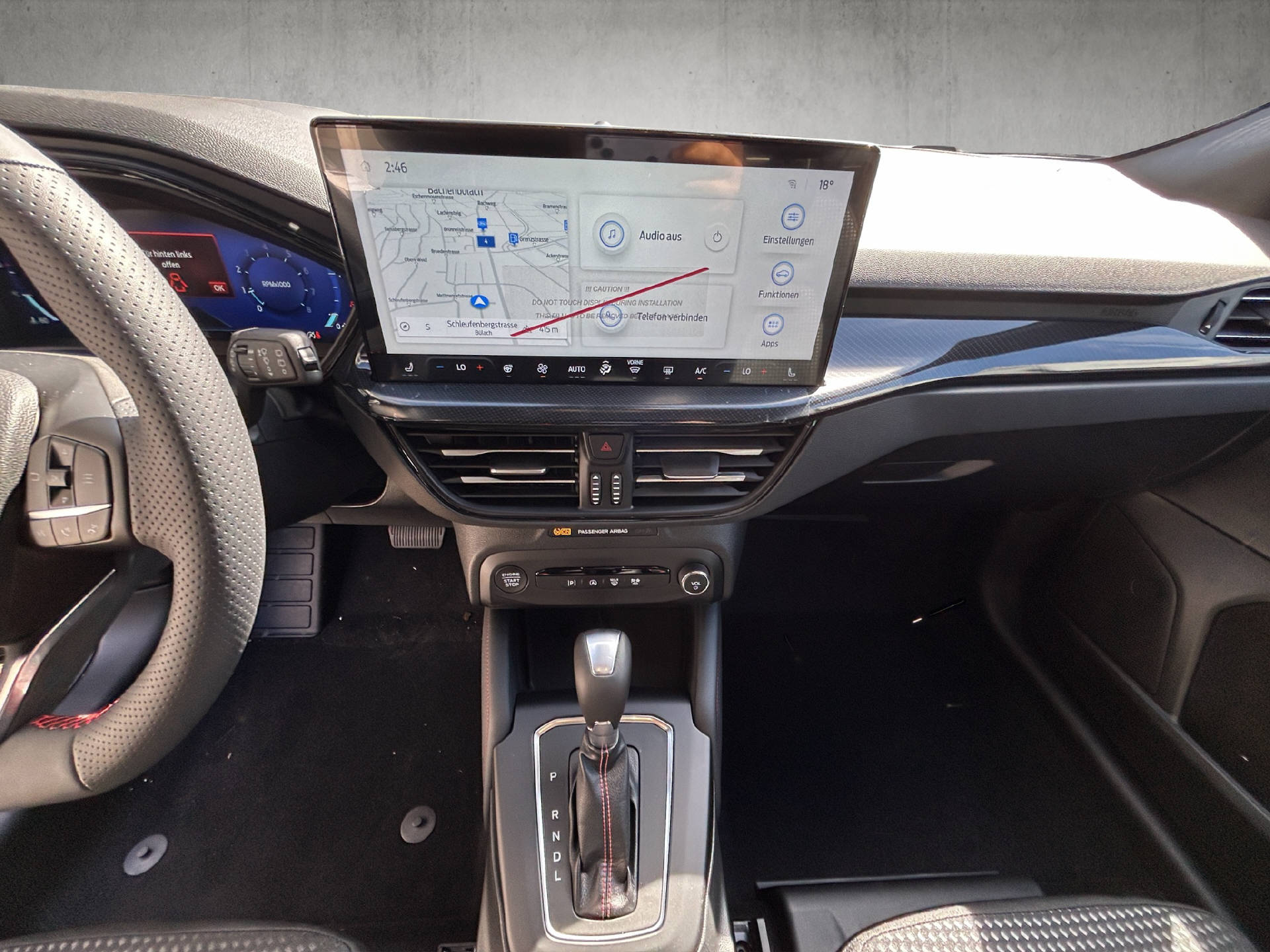 FORD Focus Station Wagon 1.0i EcoB Hybrid 155 ST-Line X-image-15