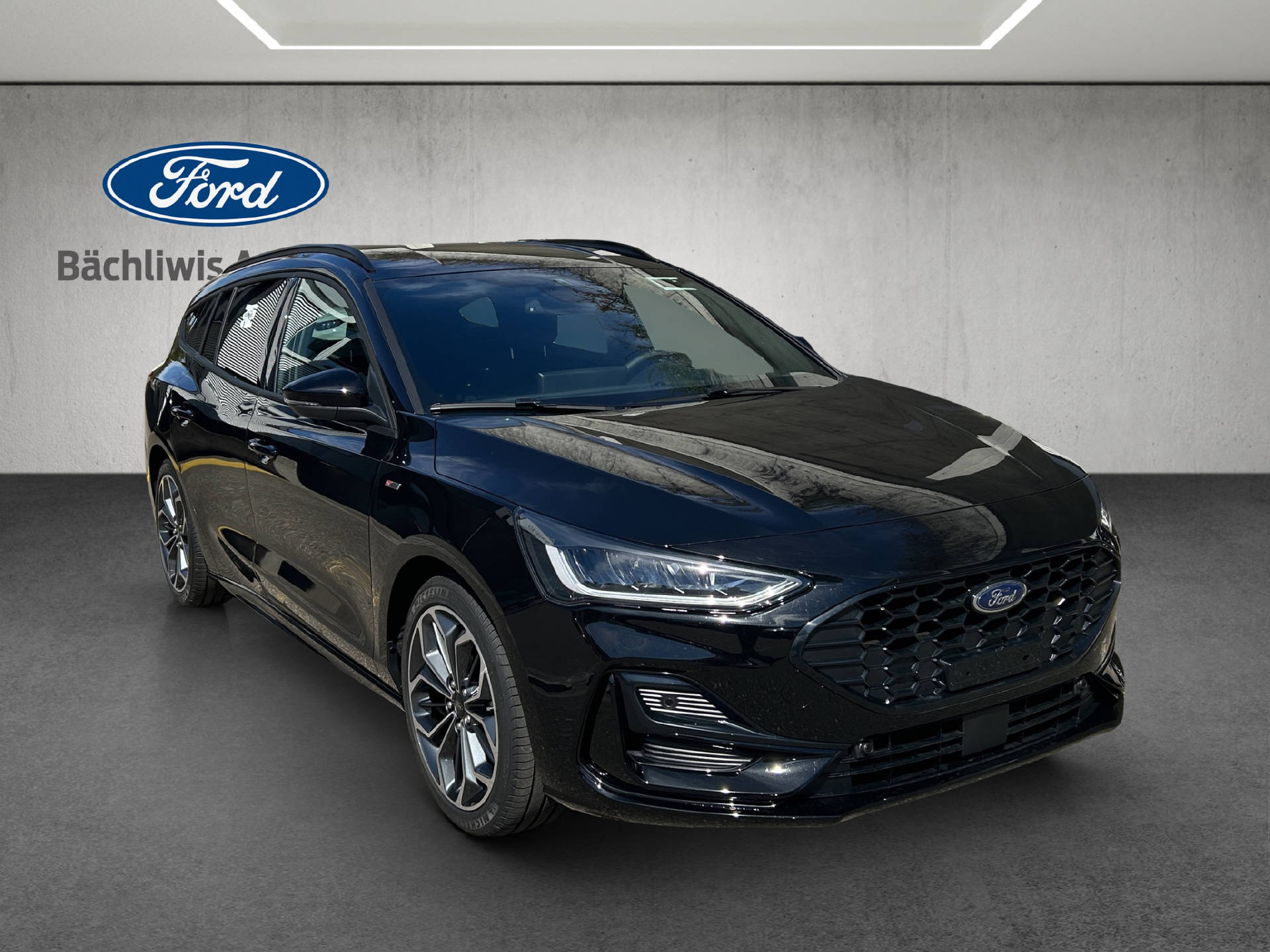 FORD Focus Station Wagon 1.0i EcoB Hybrid 155 ST-Line X-image-6