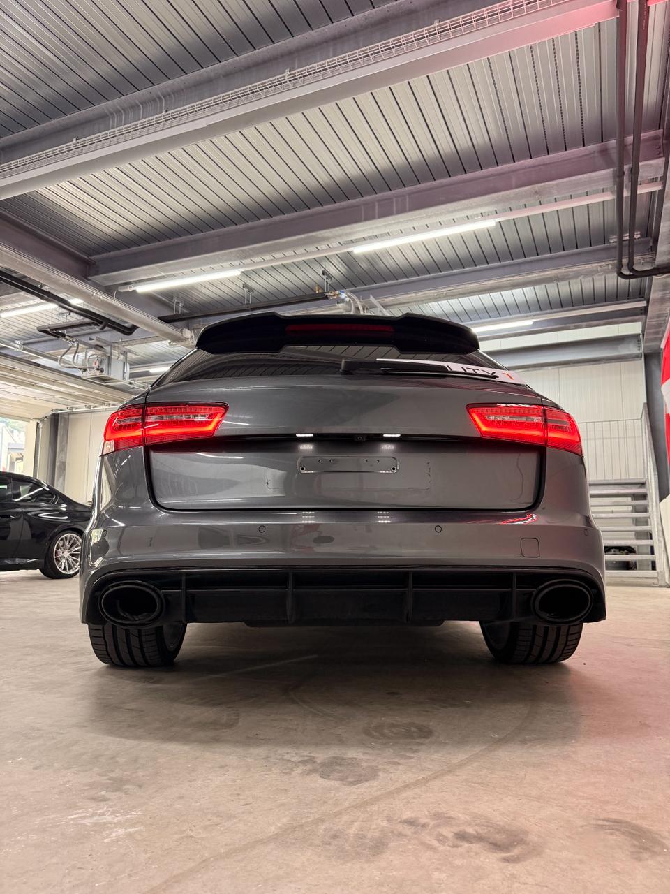 AUDI RS6 Avant 4.0 TFSI V8 quattro Tiptronic-image-8