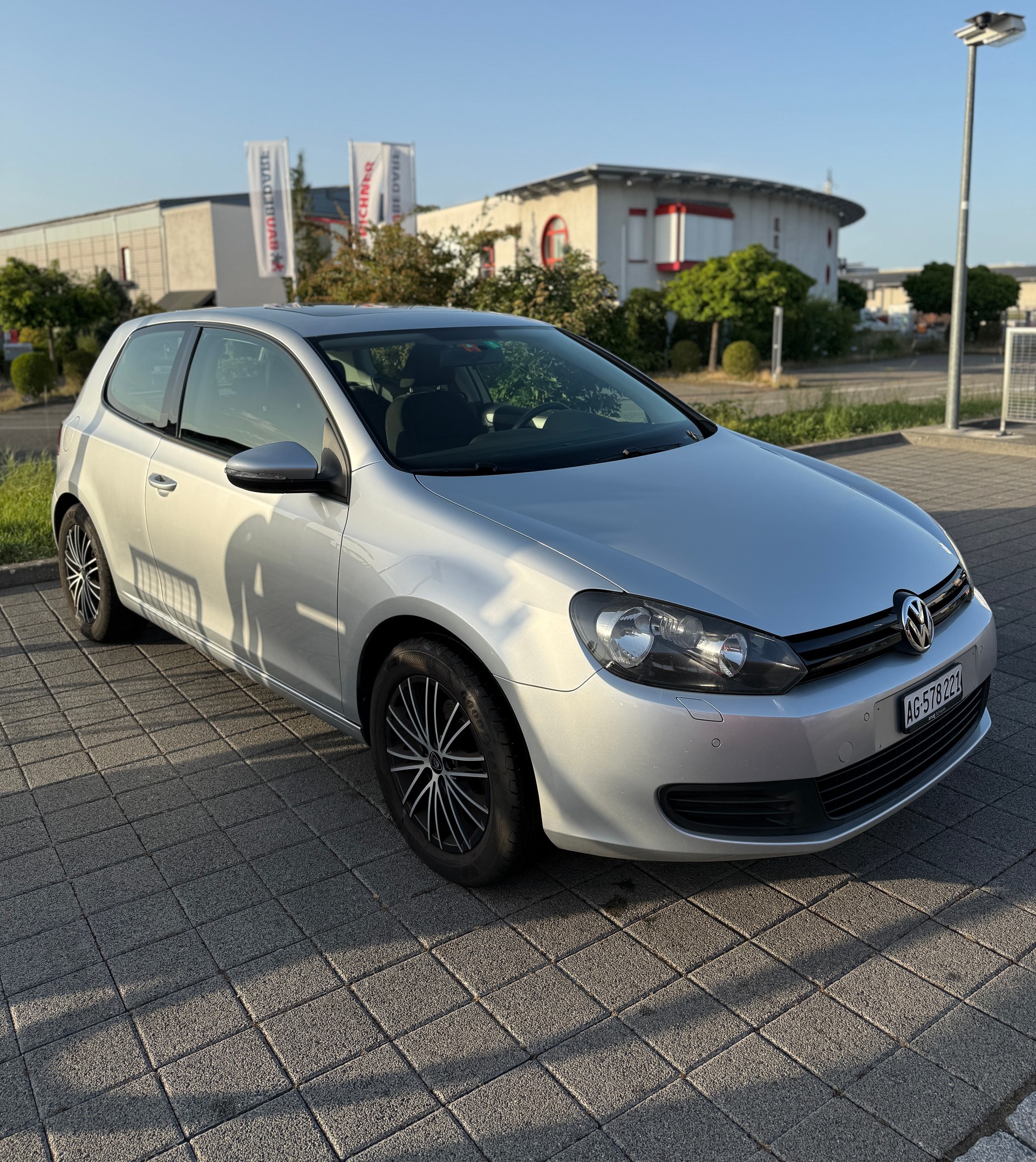 VW GOLF VI-image-0
