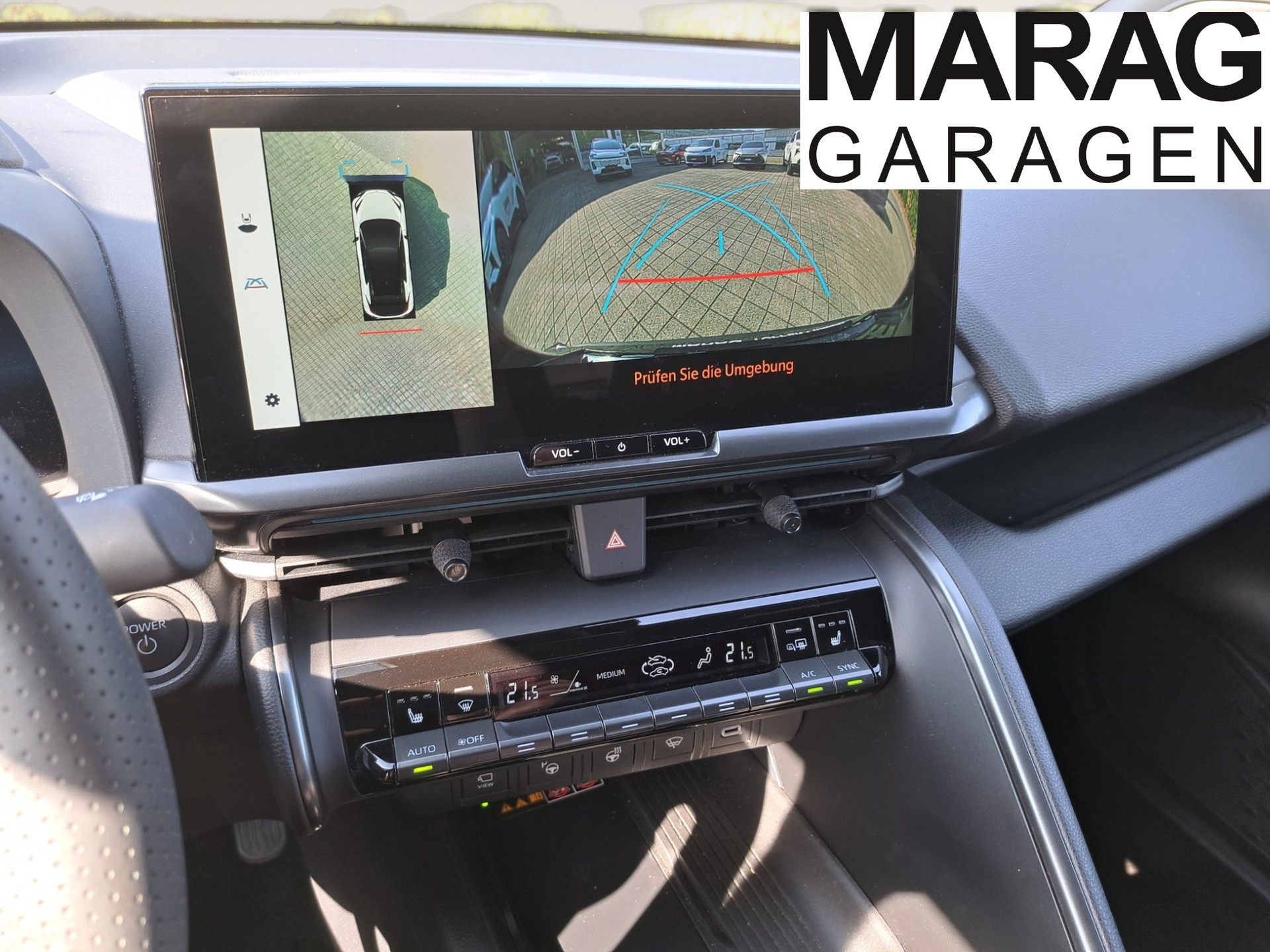 TOYOTA C-HR 2.0 HSD CVT GR Sport Premiere 4WD-image-12
