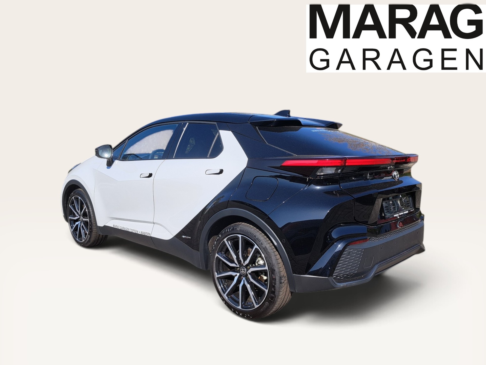 TOYOTA C-HR 2.0 HSD CVT GR Sport Premiere 4WD-image-9
