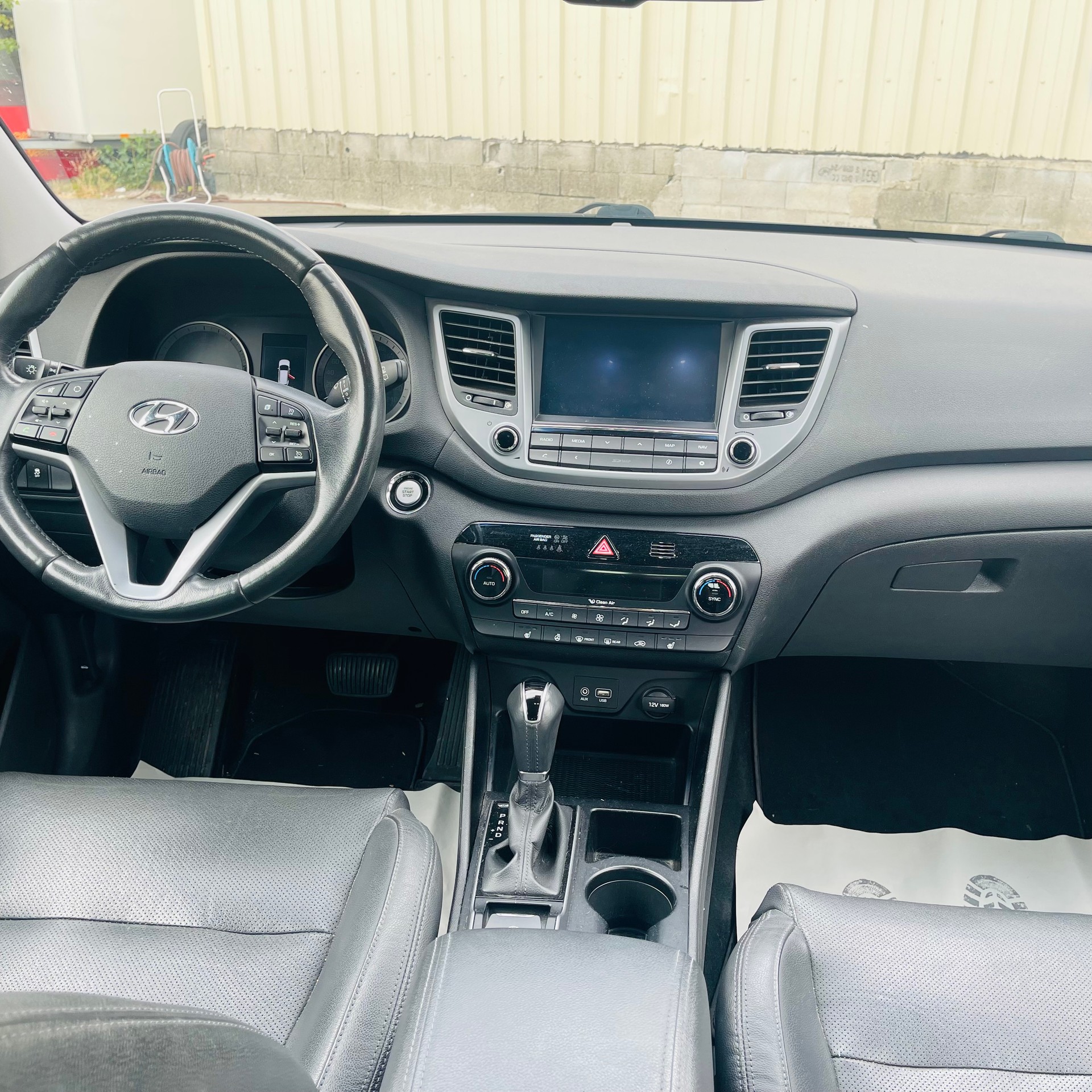 HYUNDAI Tucson 2.0 CRDI Vertex 4WD-image-6