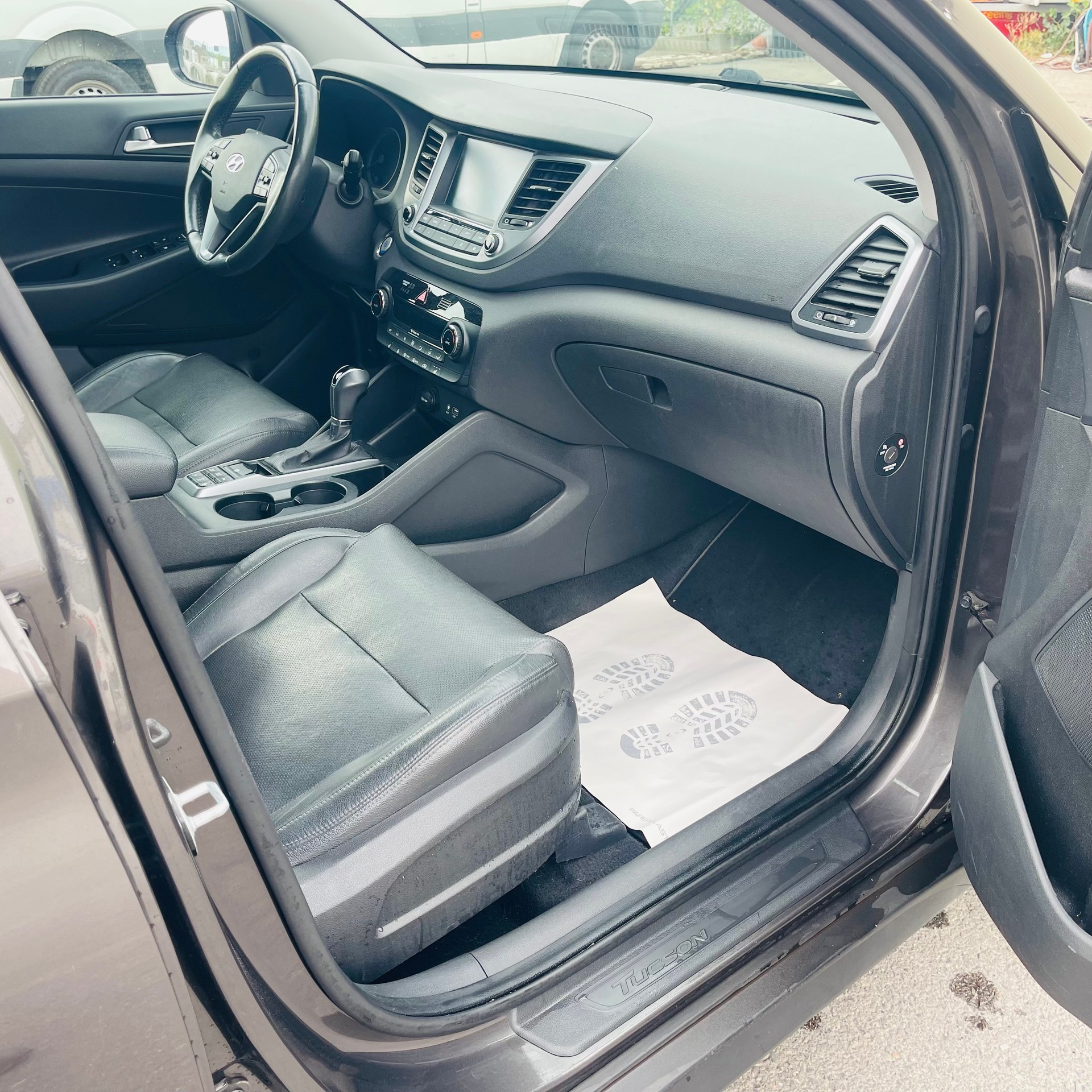 HYUNDAI Tucson 2.0 CRDI Vertex 4WD-image-8