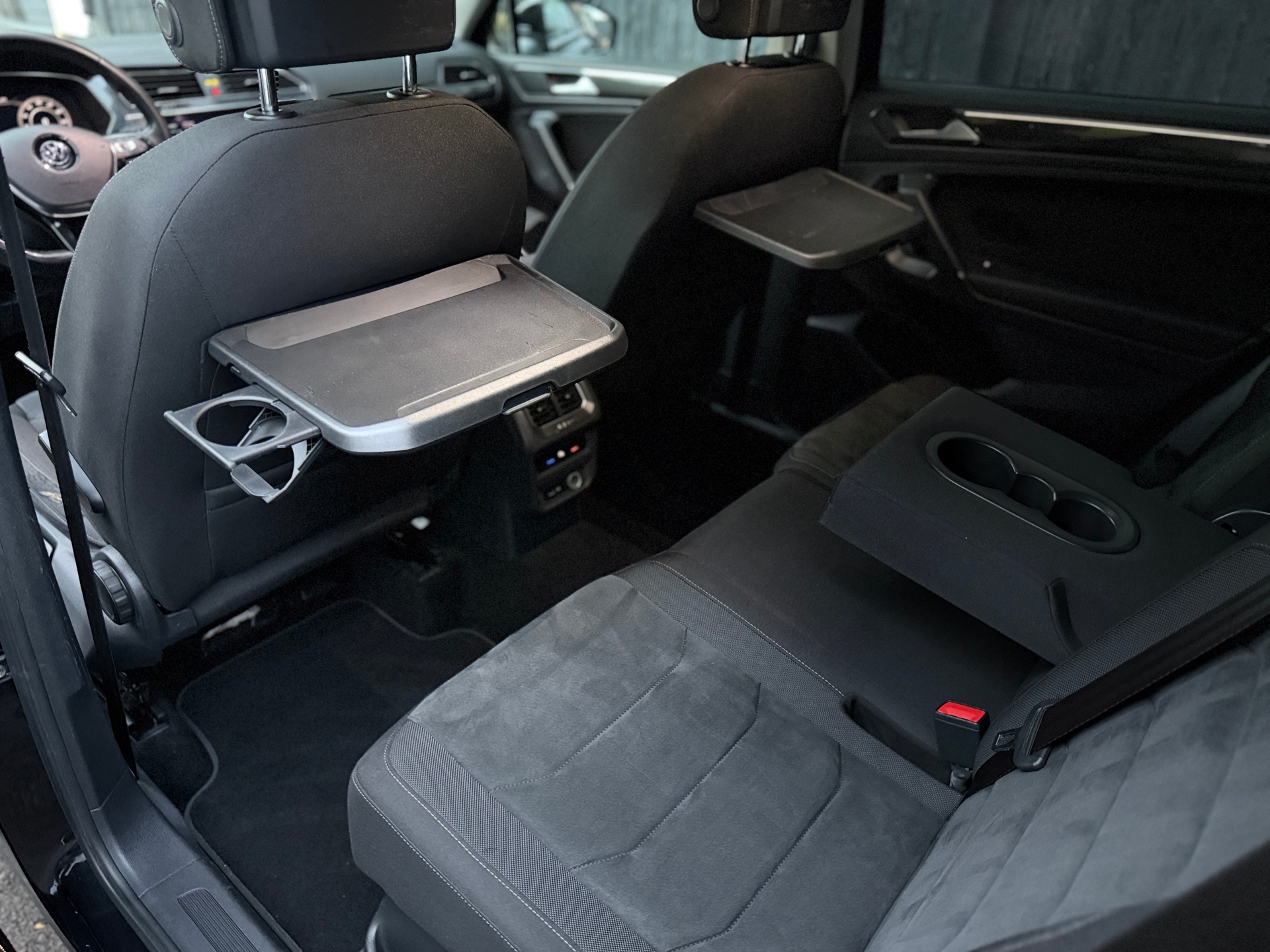 VW Tiguan Allspace 2.0TSI Highline 4Motion DSG/AHK 2400KG-image-14
