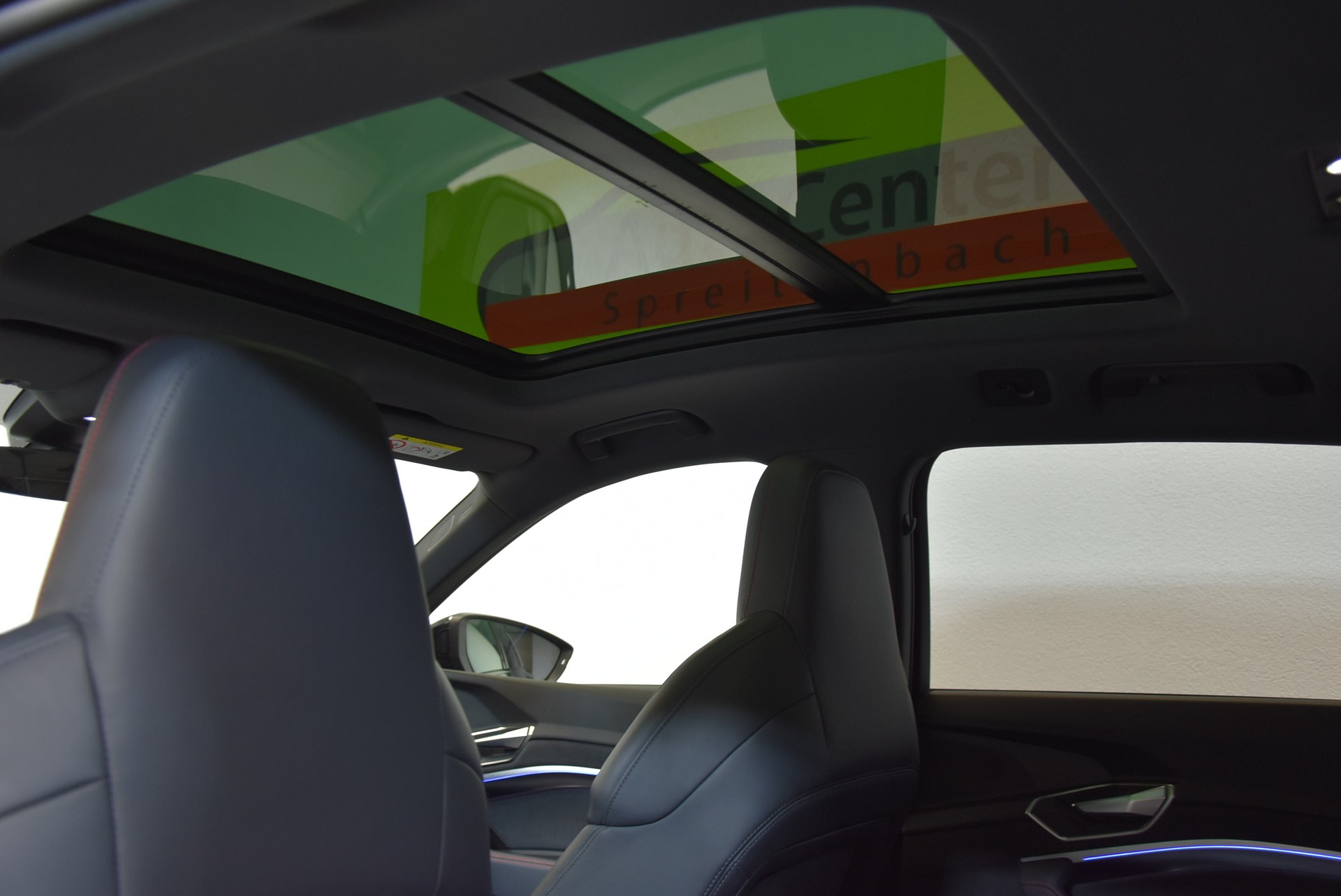 AUDI Q8 55 e-tron S-Line Black Edition quattro-image-7