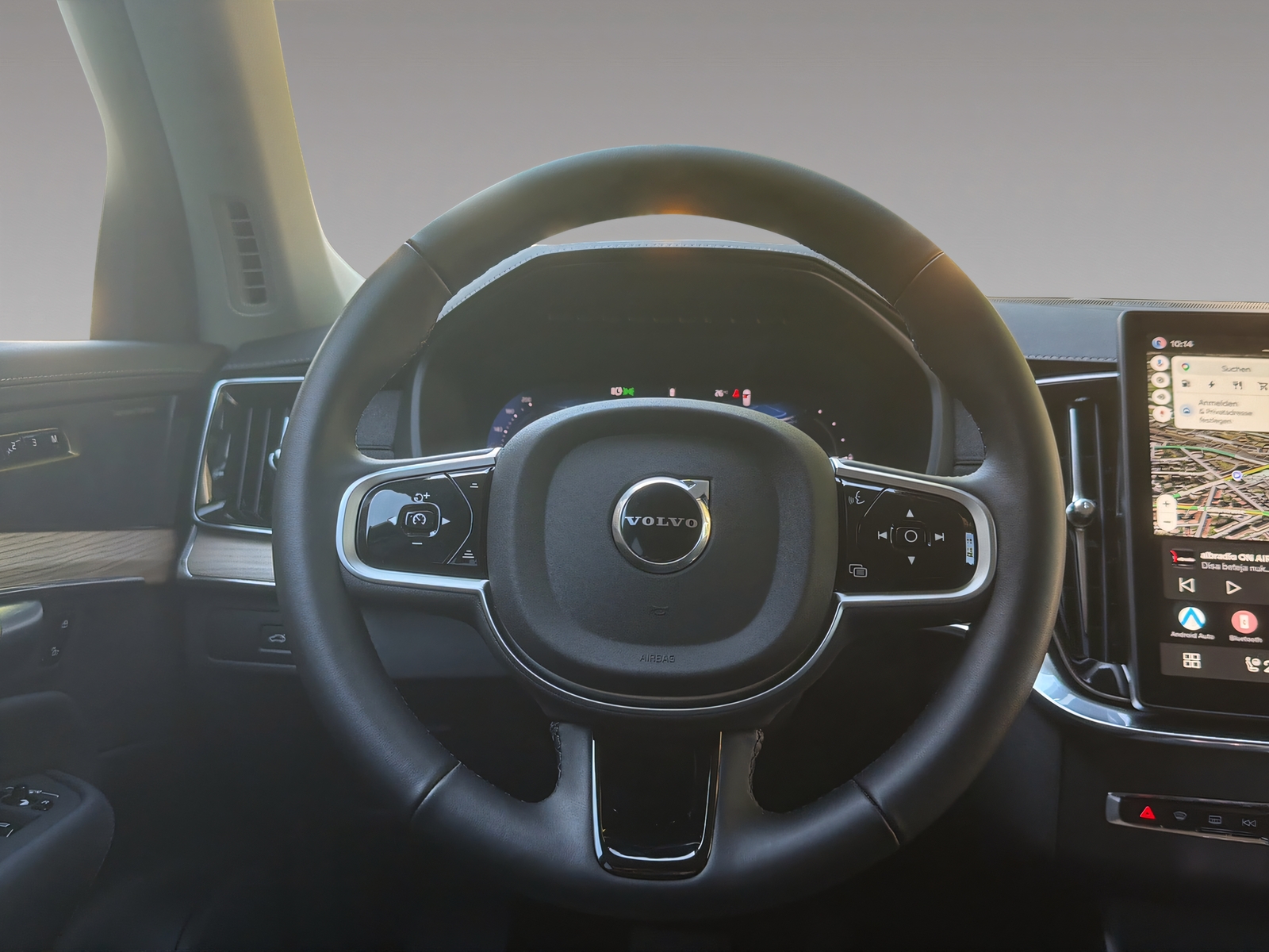 VOLVO XC90 2.0 T8 TE Plus Dark eAWD-image-9