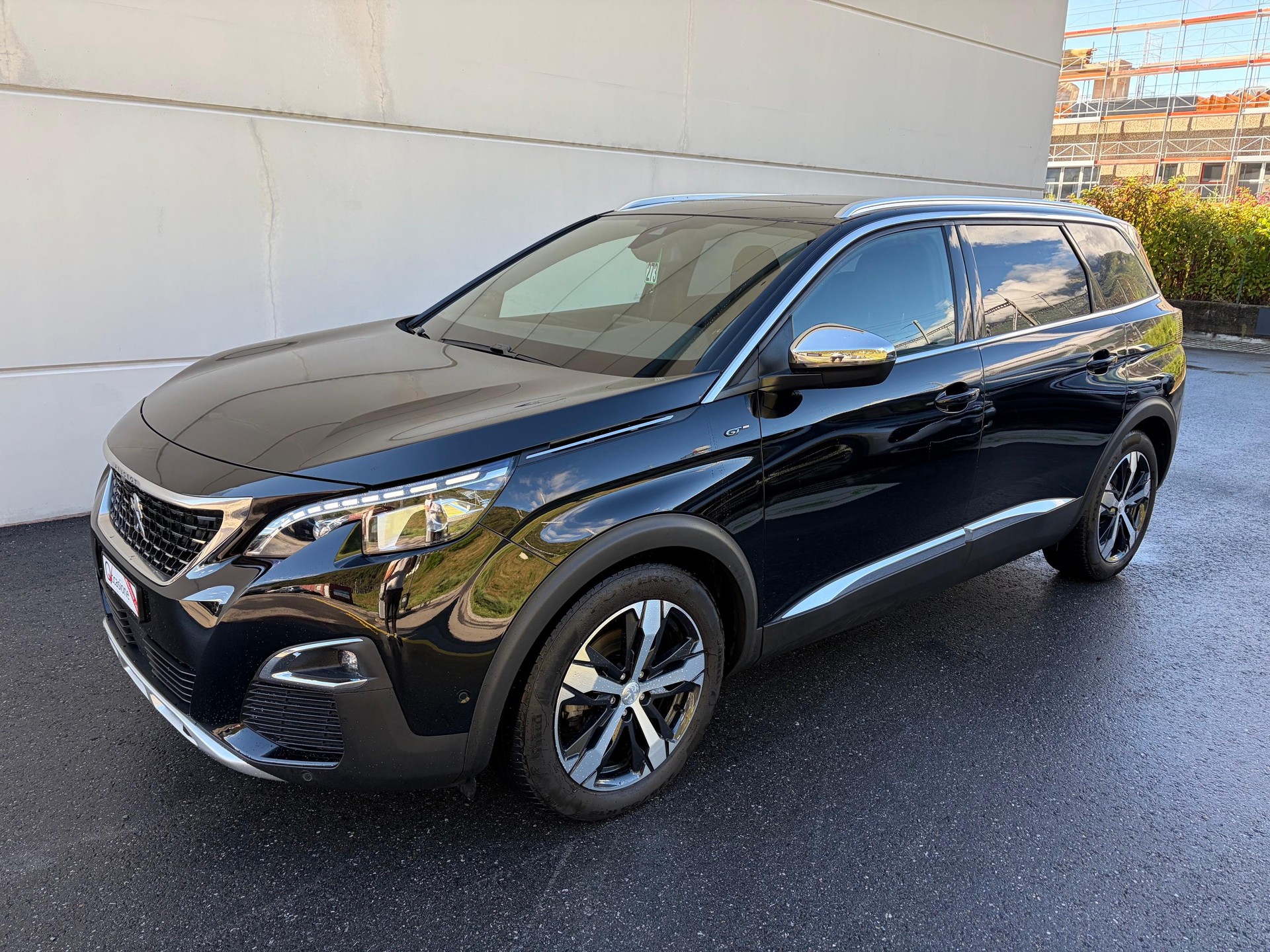 PEUGEOT 5008 2.0 BlueHDi 180 GT-image-2