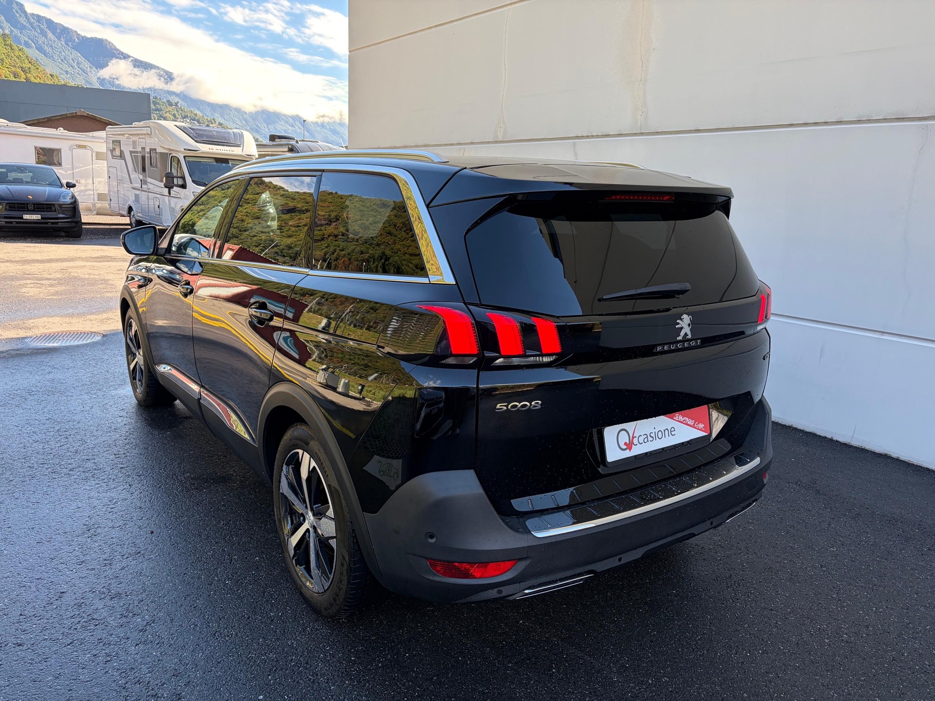 PEUGEOT 5008 2.0 BlueHDi 180 GT-image-4