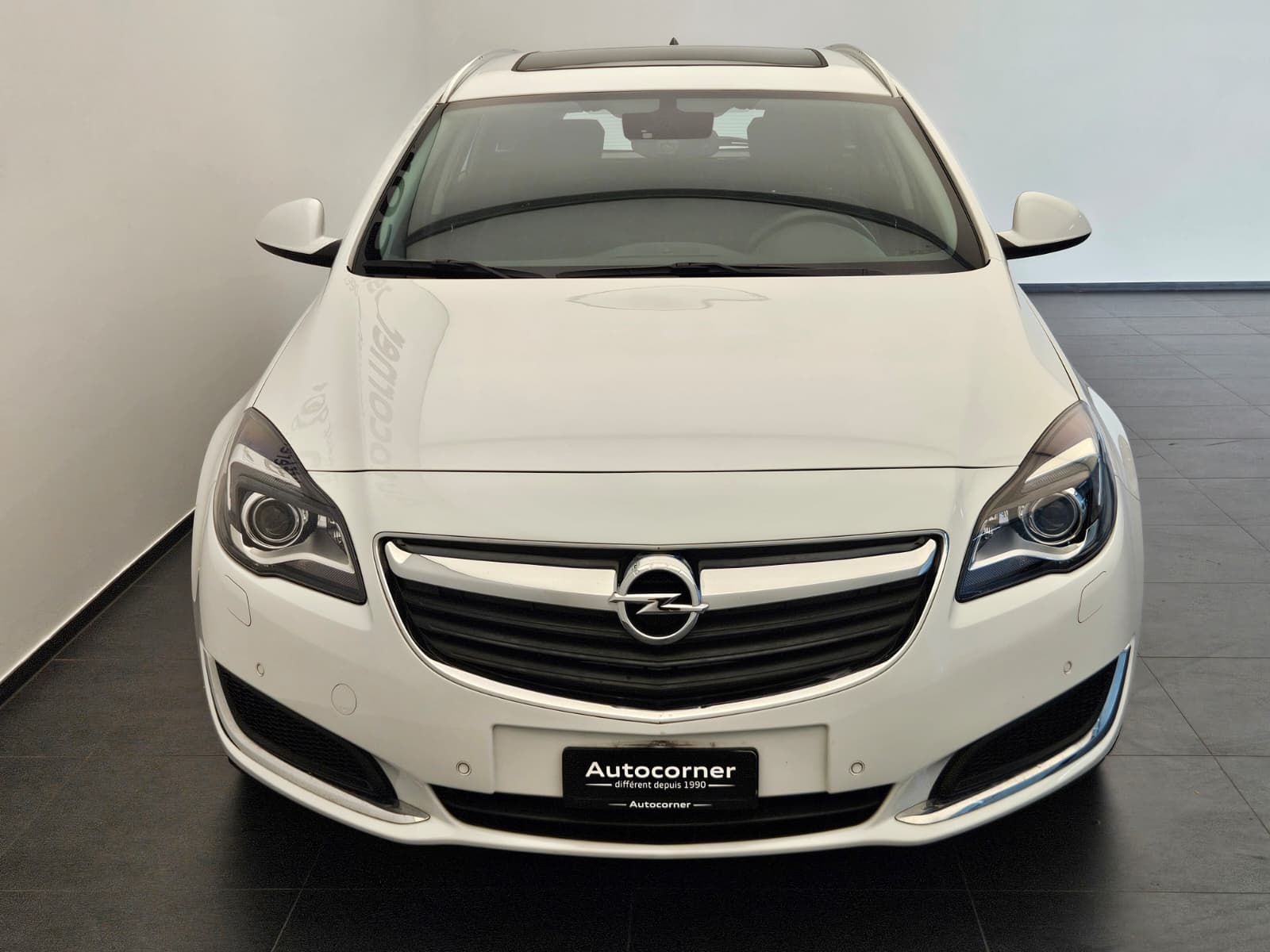 OPEL Insignia Sports Tourer 2.0 Turbo Edition 4WD-image-3