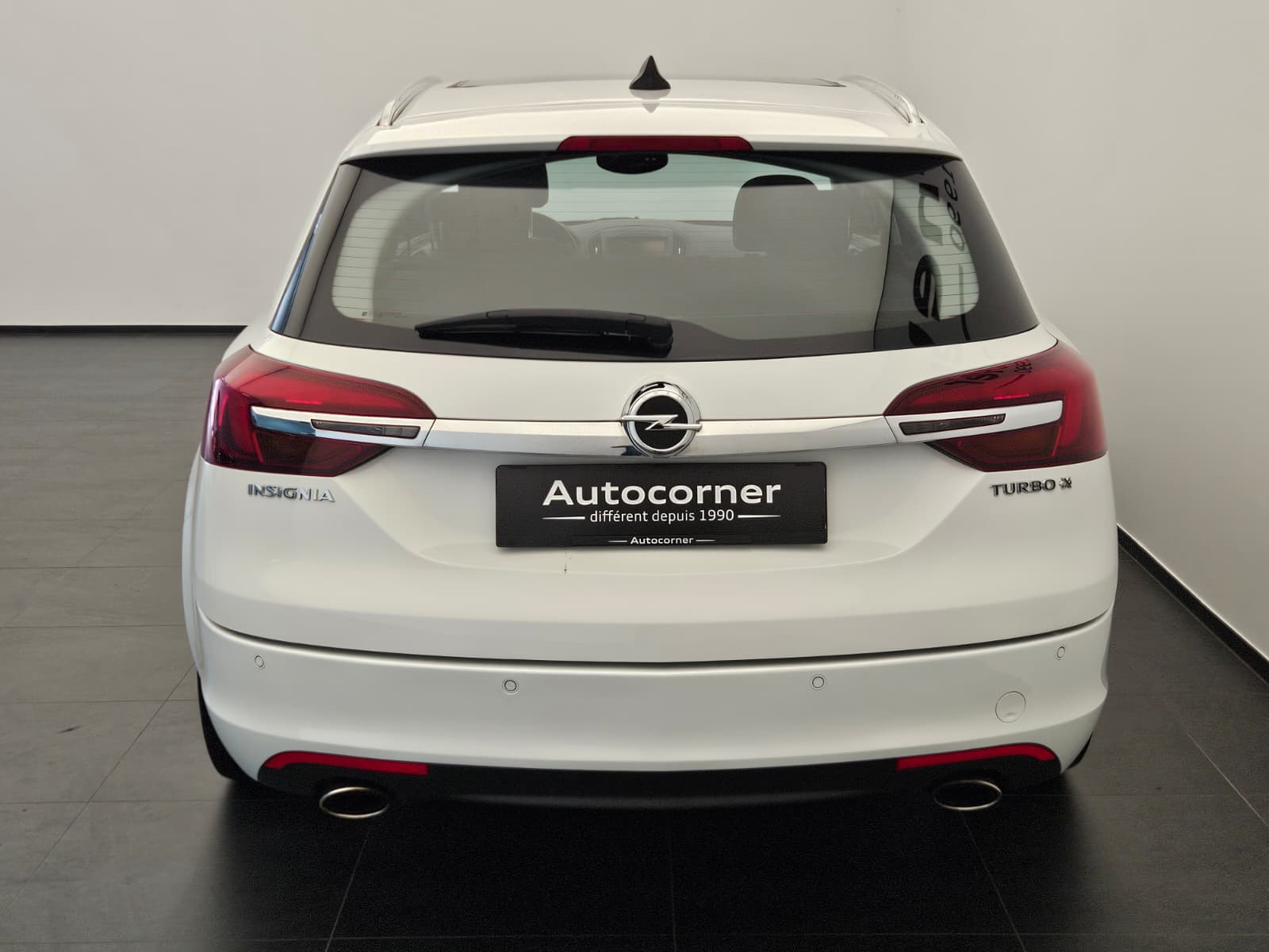 OPEL Insignia Sports Tourer 2.0 Turbo Edition 4WD-image-7