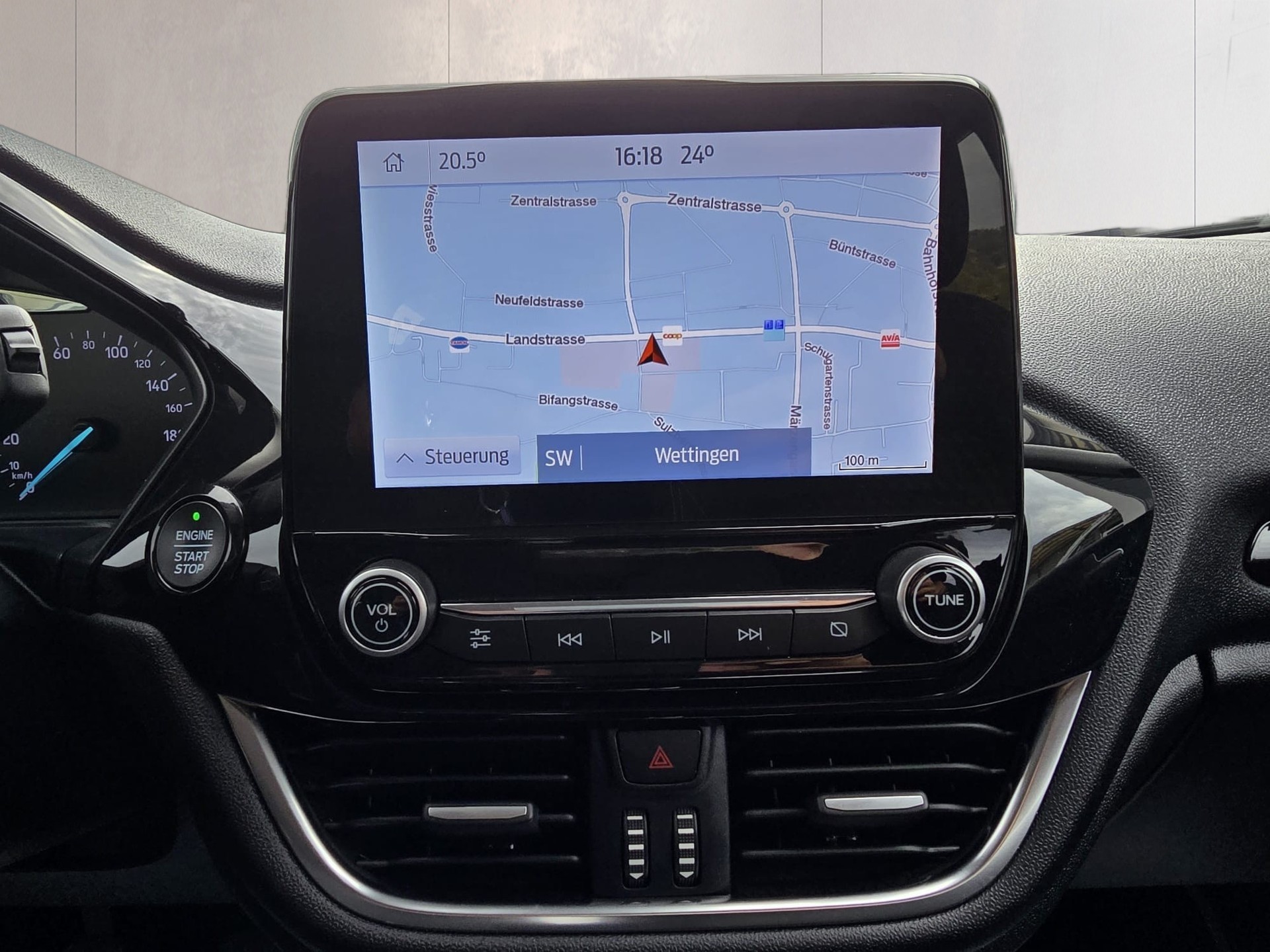 FORD Fiesta 1.0 SCTi Titanium-image-12
