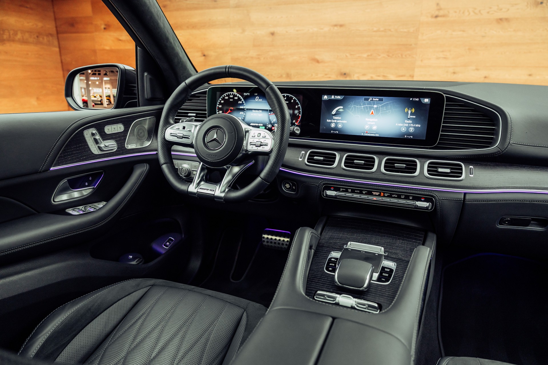 MERCEDES-BENZ GLS 63 4Matic + TCT 9G-image-18