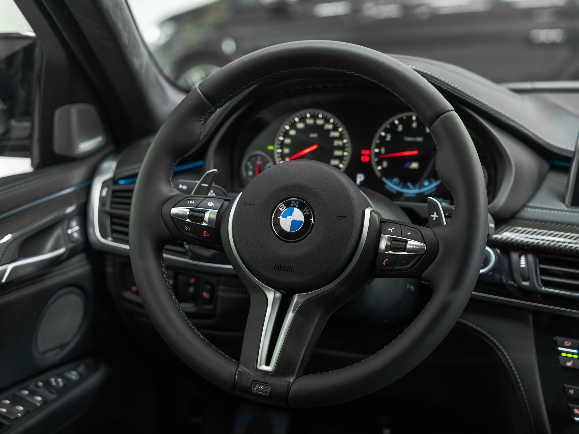 BMW X6M Steptronic-image-24
