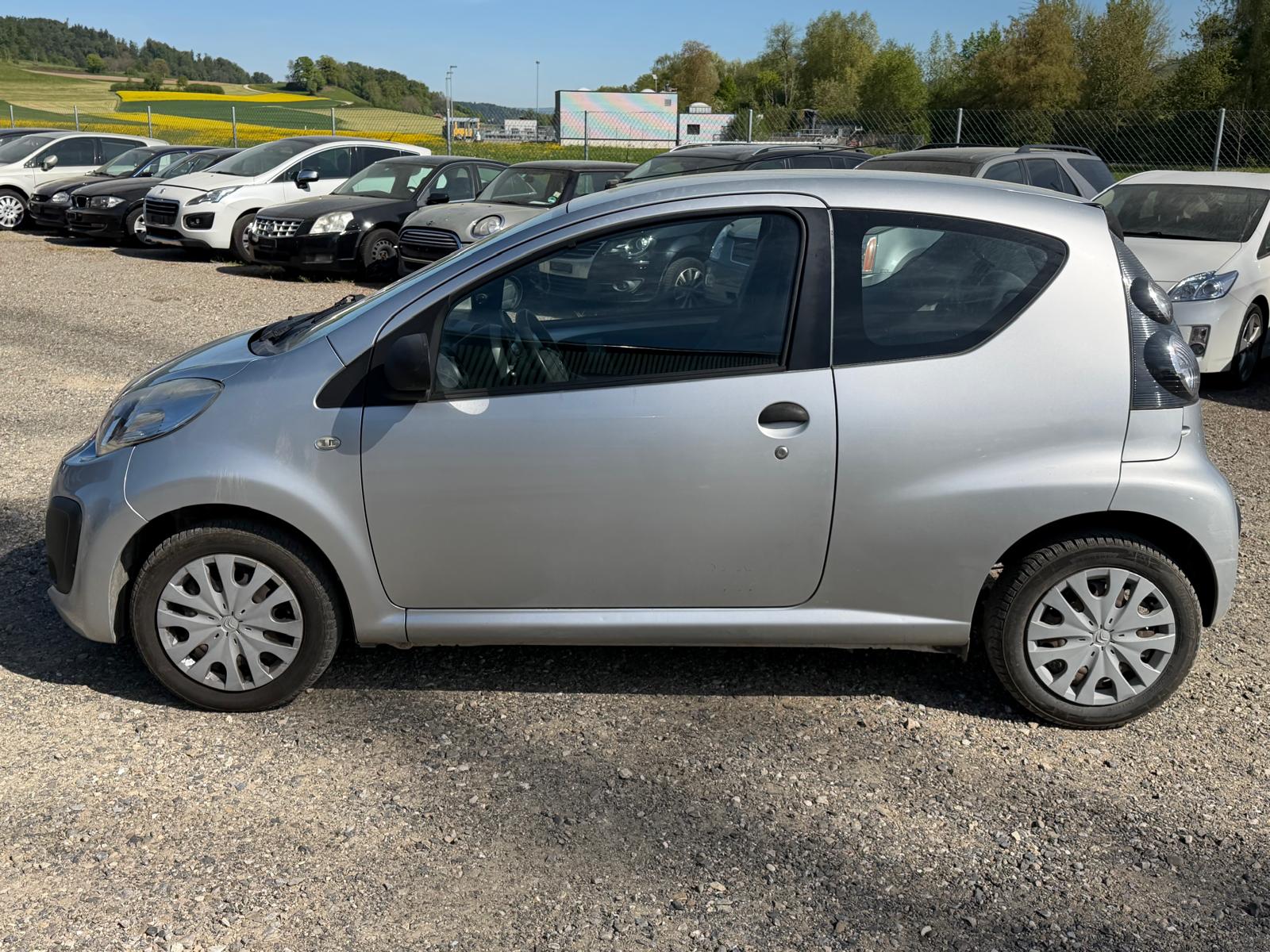 CITROEN C1 1.0i-image-9