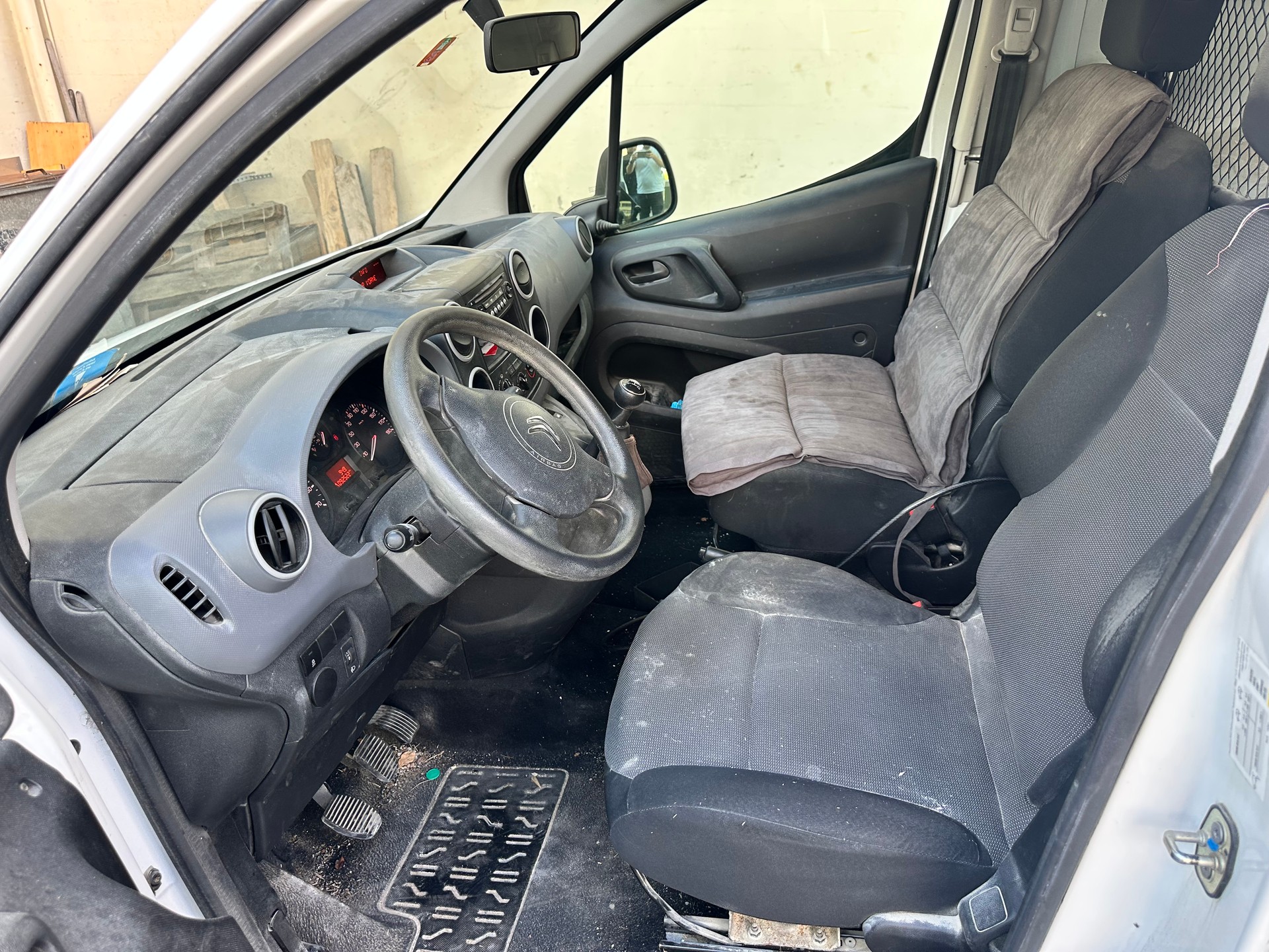 CITROEN Berlingo 1.6 VTi 98 Business-image-5