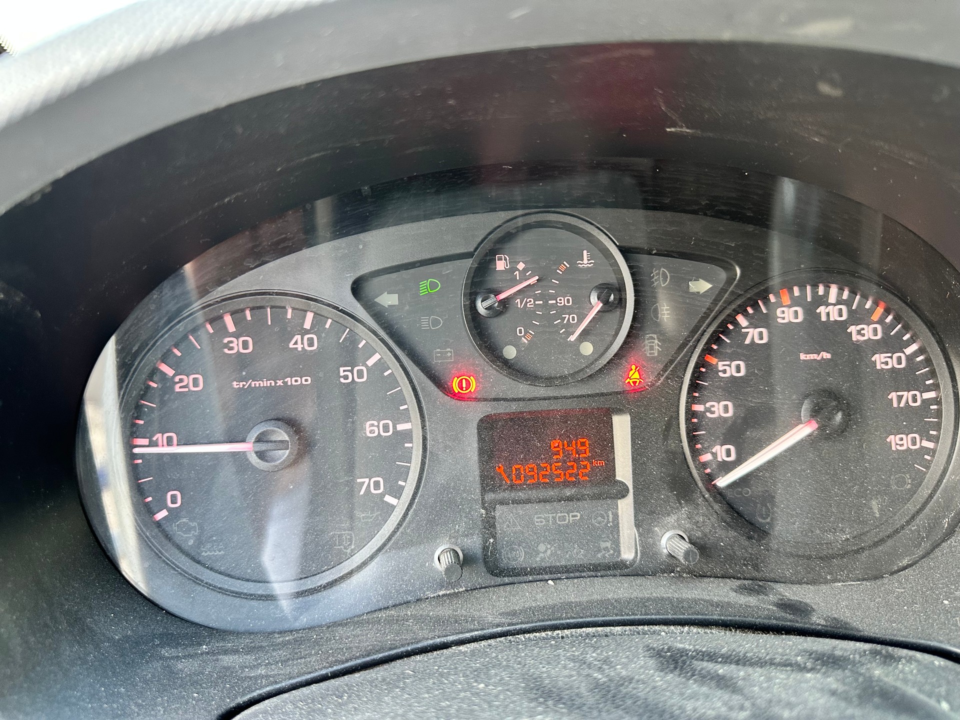 CITROEN Berlingo 1.6 VTi 98 Business-image-6