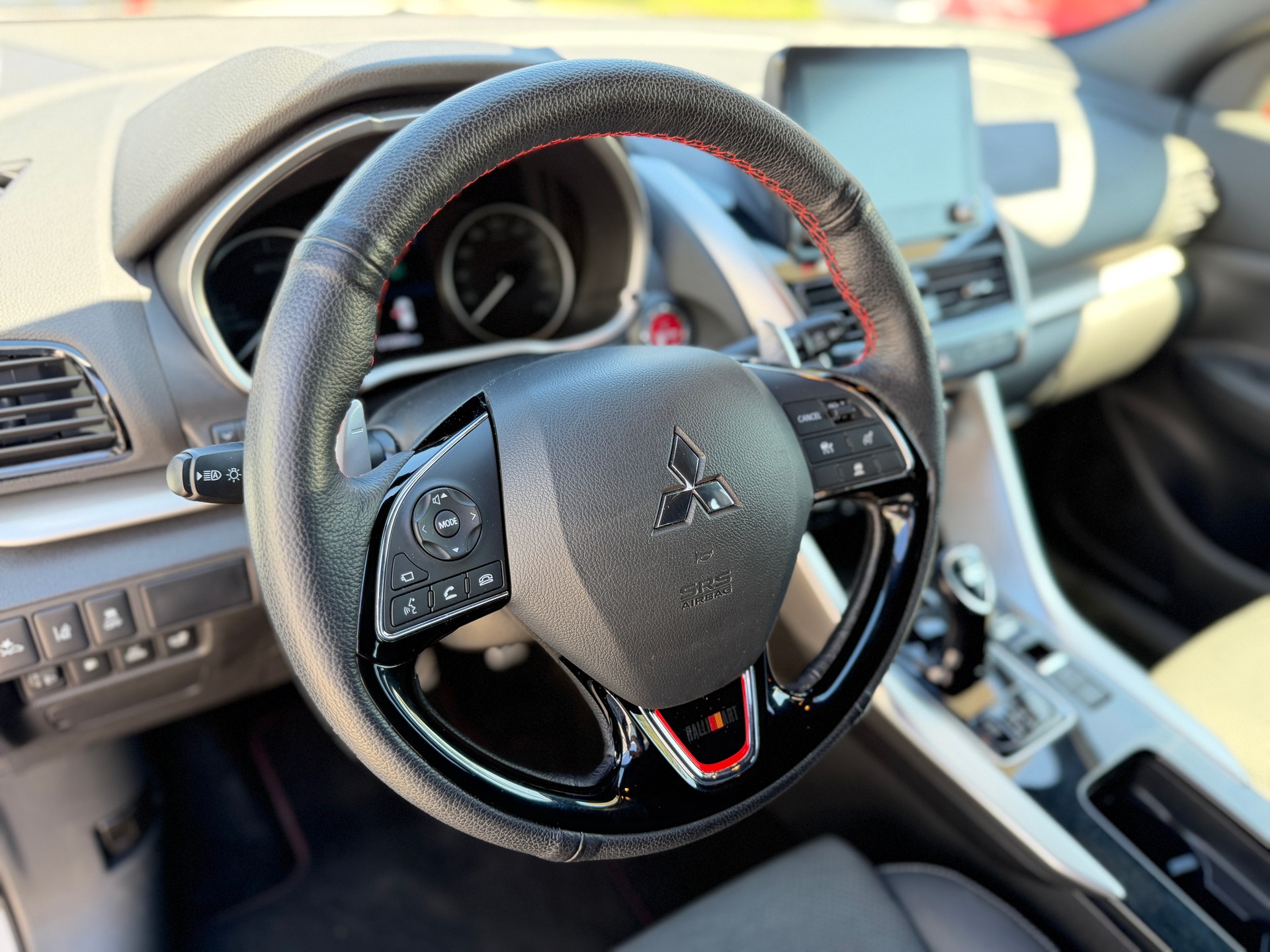 MITSUBISHI Eclipse Cross 2.4 PHEV Ralliart 4WD-image-9