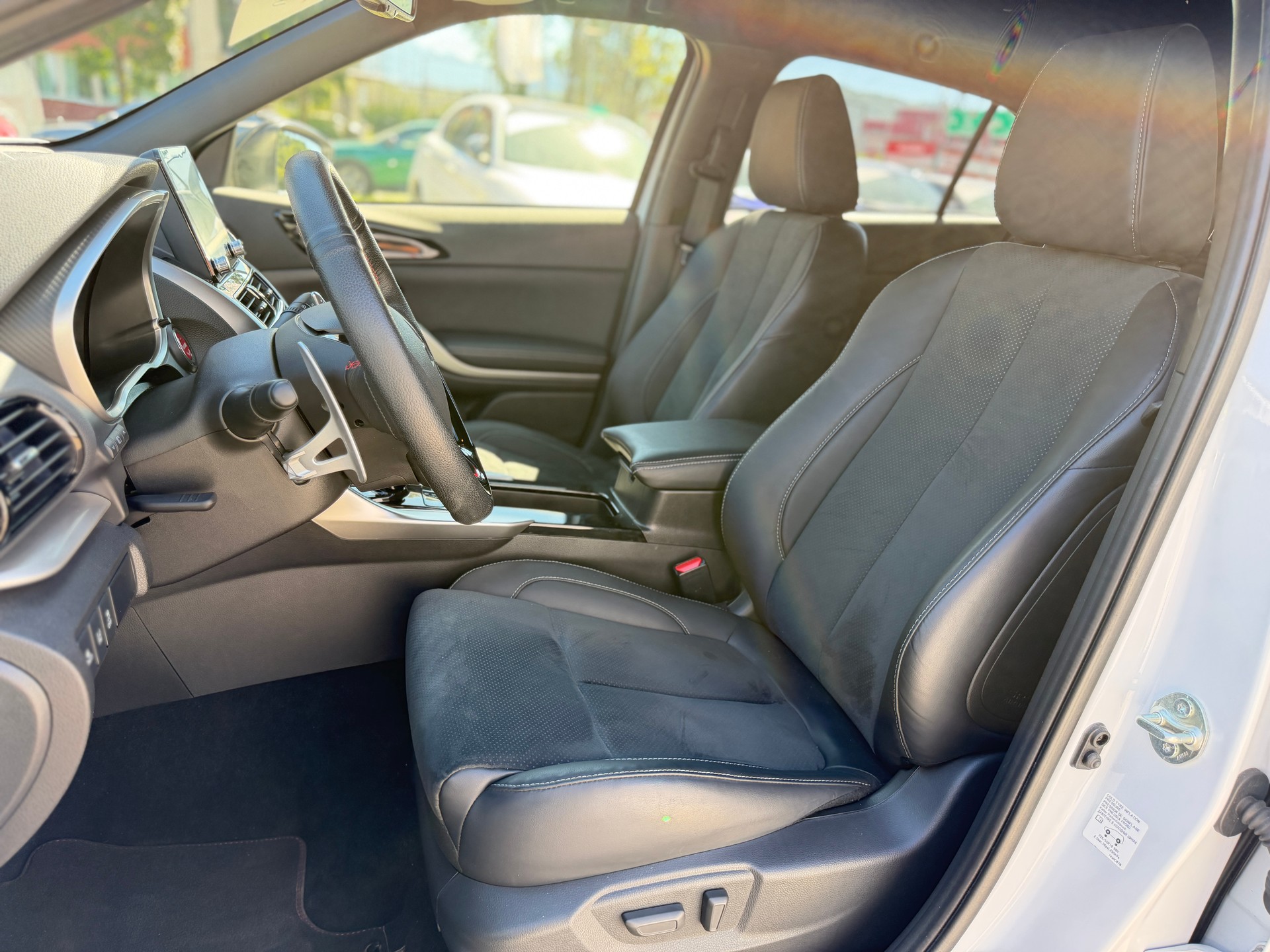 MITSUBISHI Eclipse Cross 2.4 PHEV Ralliart 4WD-image-10
