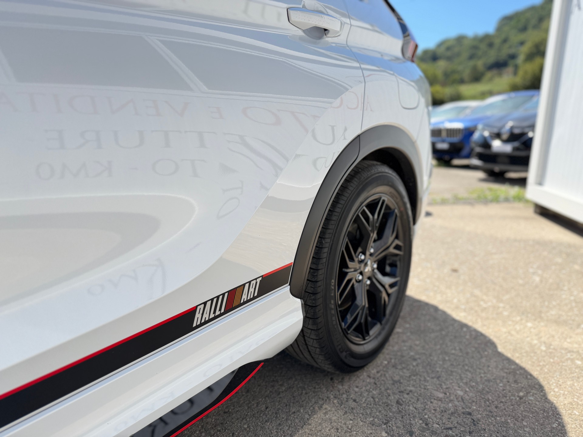 MITSUBISHI Eclipse Cross 2.4 PHEV Ralliart 4WD-image-6