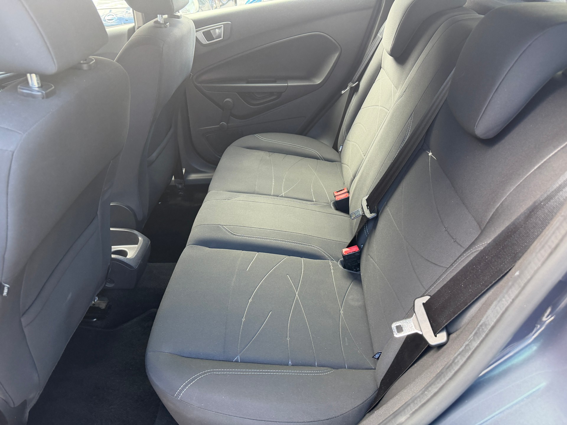 FORD Fiesta 1.5 TDCi Ambiente-image-6