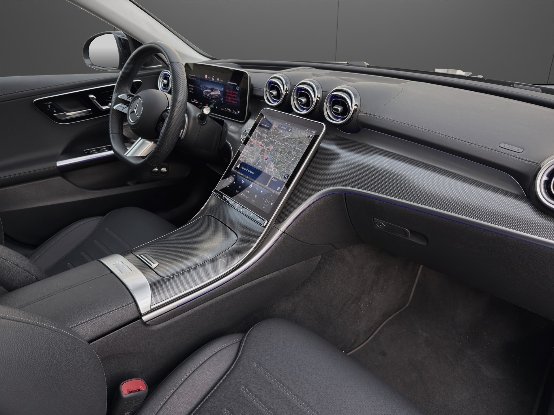 MERCEDES-BENZ C 300e 4 Matic EQ Hybrid AMG Line-image-10