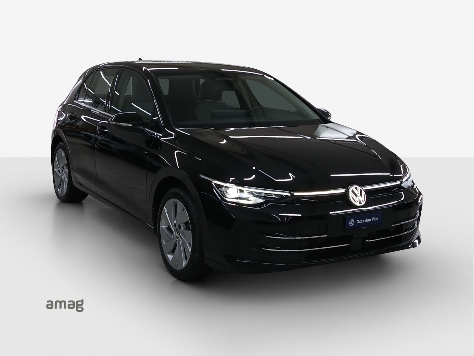 VW Golf 1.5 TSI PHEV Style-image-5