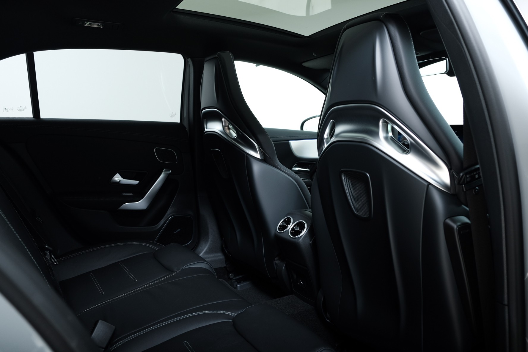 MERCEDES-BENZ A 45 S AMG 4matic+ W177-image-15