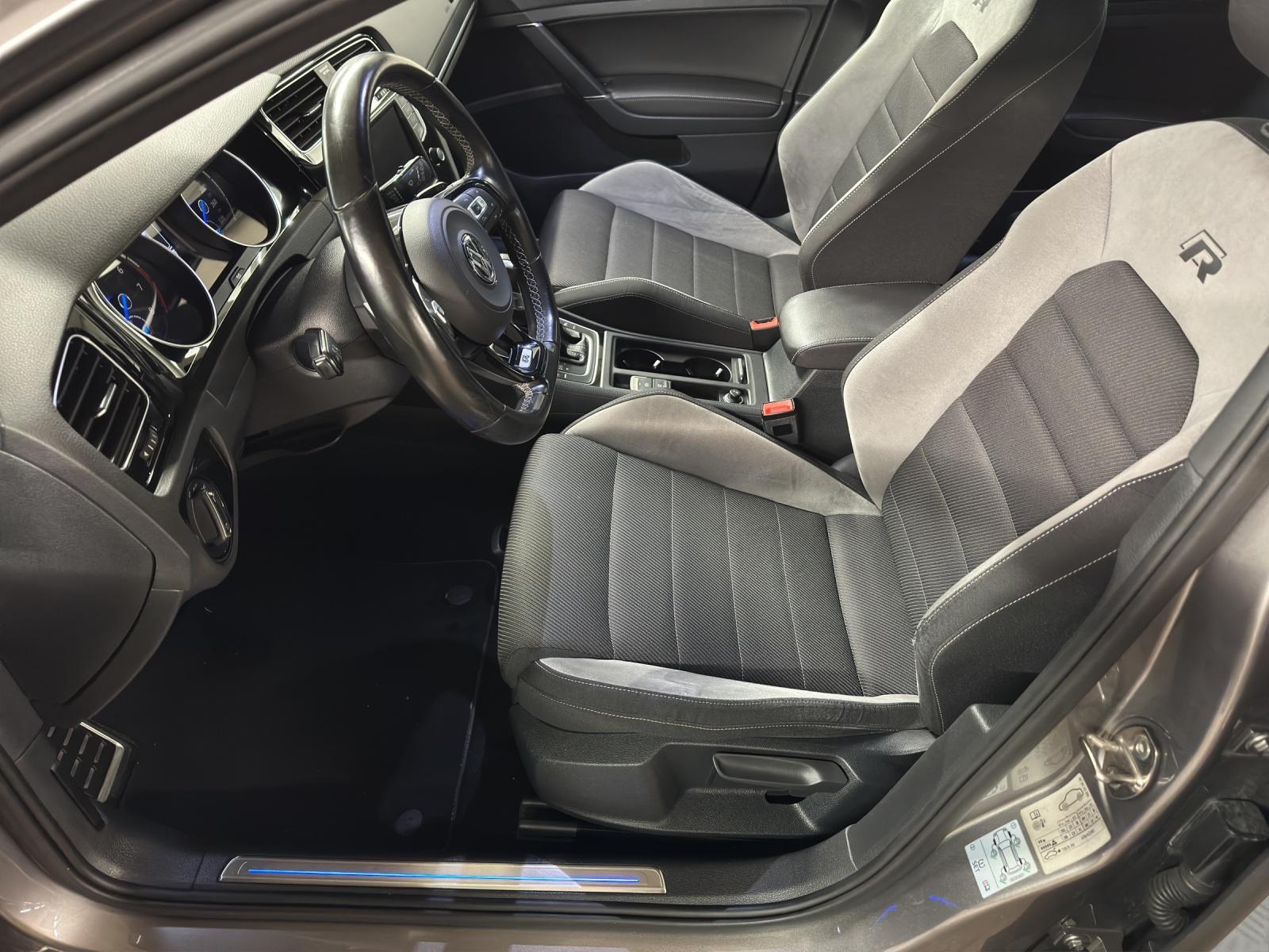 VW Golf VII 2.0 TSI R DSG 4motion-image-5
