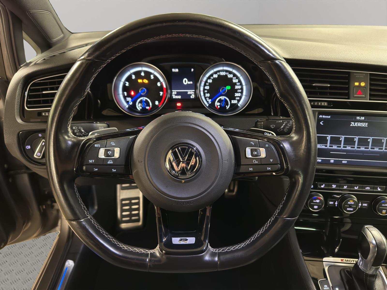 VW Golf VII 2.0 TSI R DSG 4motion-image-6