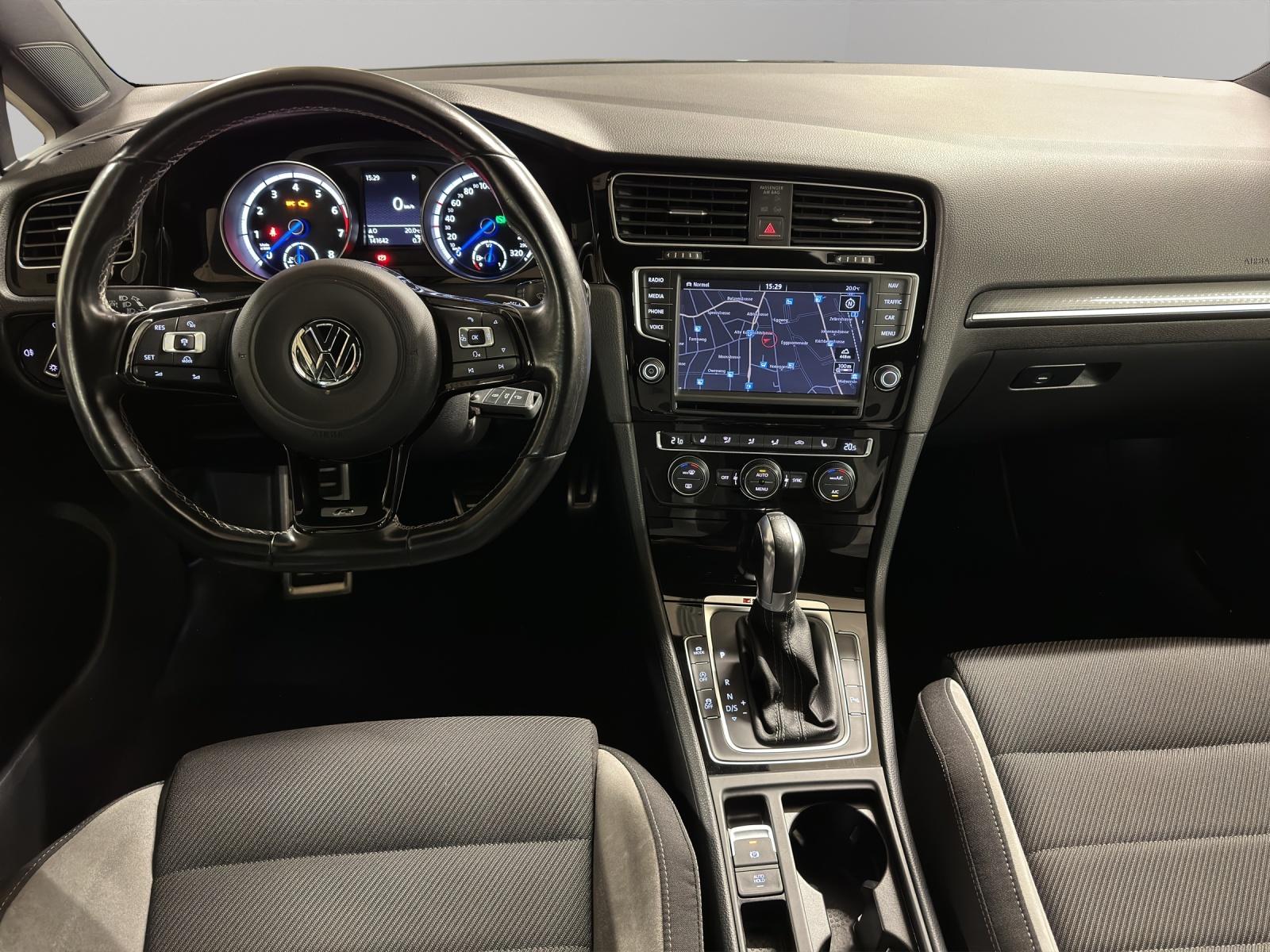 VW Golf VII 2.0 TSI R DSG 4motion-image-8