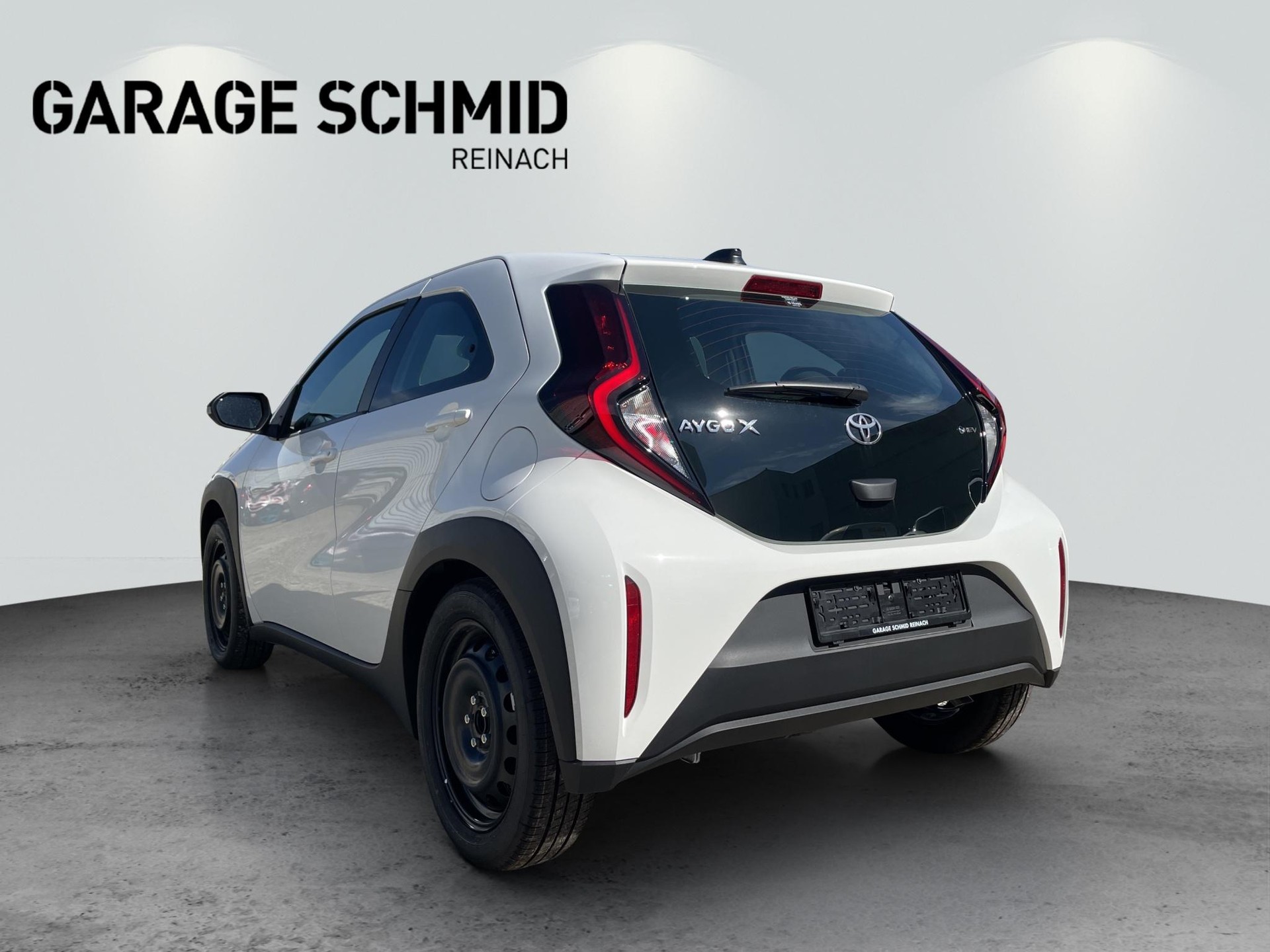 TOYOTA Aygo X 1.5 VVT-i HSD Comfort-image-4